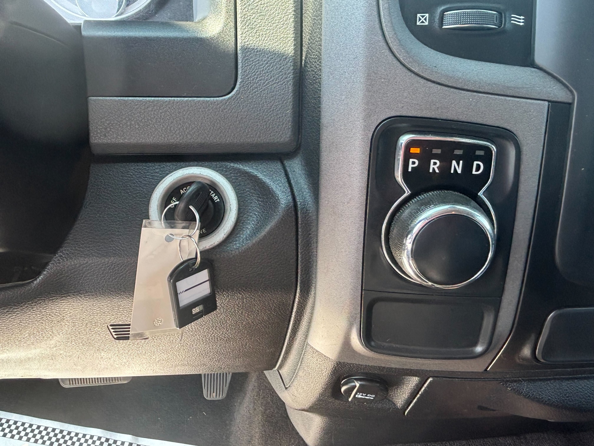 https://whipz-site-01.s3.us-east-2.amazonaws.com/vehicle_inventory/1/P000474/images/af106633-e37d-4712-8b14-82fba91f36c9.jpg