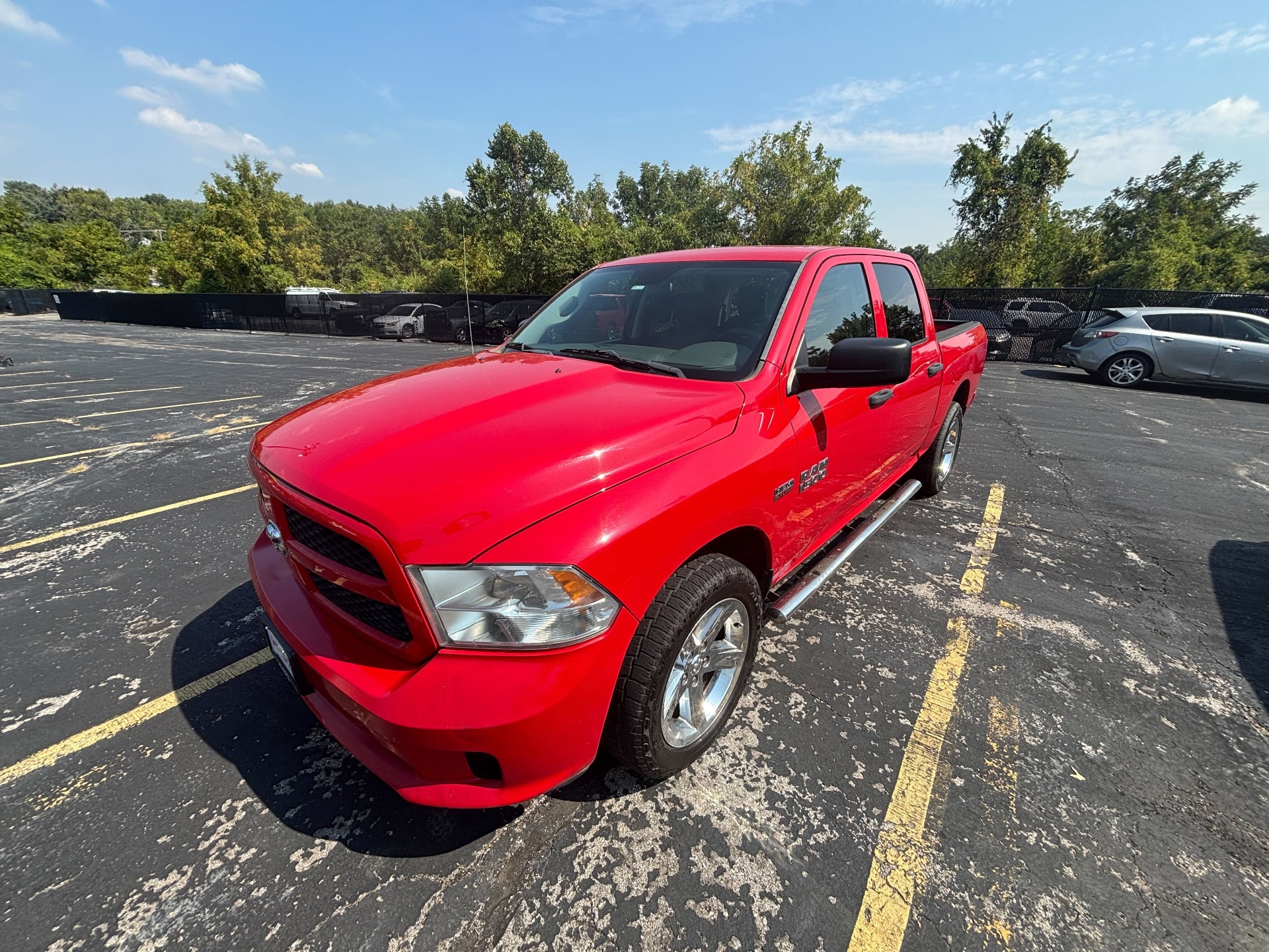 https://whipz-site-01.s3.us-east-2.amazonaws.com/vehicle_inventory/1/P000474/images/c0c05f0b-d711-4f39-b2c3-4419fe87f65a.jpg