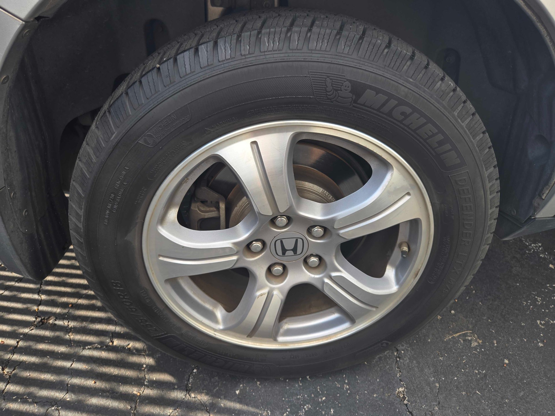 https://whipz-site-01.s3.us-east-2.amazonaws.com/vehicle_inventory/1/P000630/images/02058f7d-8f67-4b62-be1a-88e094be248d.jpg