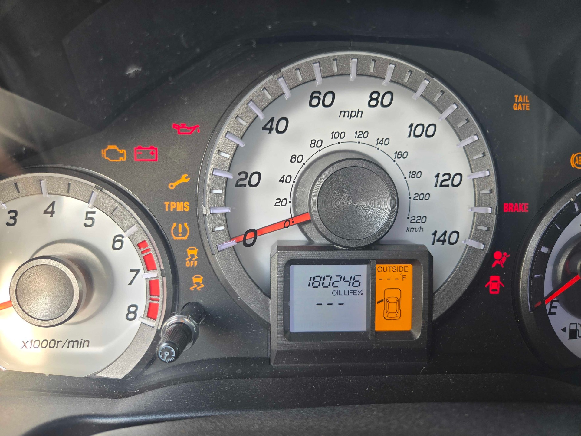 https://whipz-site-01.s3.us-east-2.amazonaws.com/vehicle_inventory/1/P000630/images/d912c9fc-4e8a-4155-b35f-0b18f22574bf.jpg