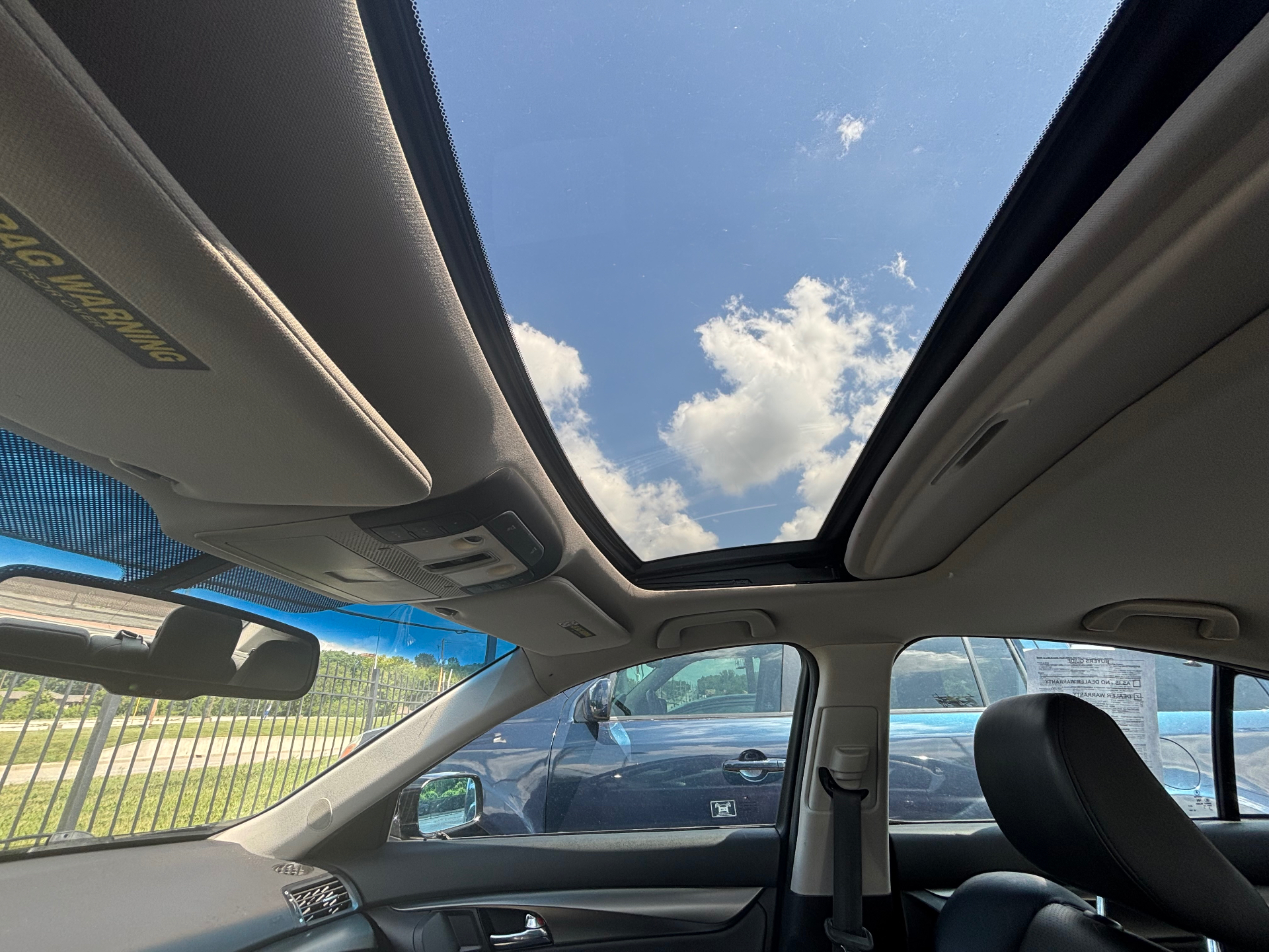 https://whipz-site-01.s3.us-east-2.amazonaws.com/vehicle_inventory/1/P000636/images/184af9c7-37e6-419b-b8f8-5ab6e20e4a2f.jpeg