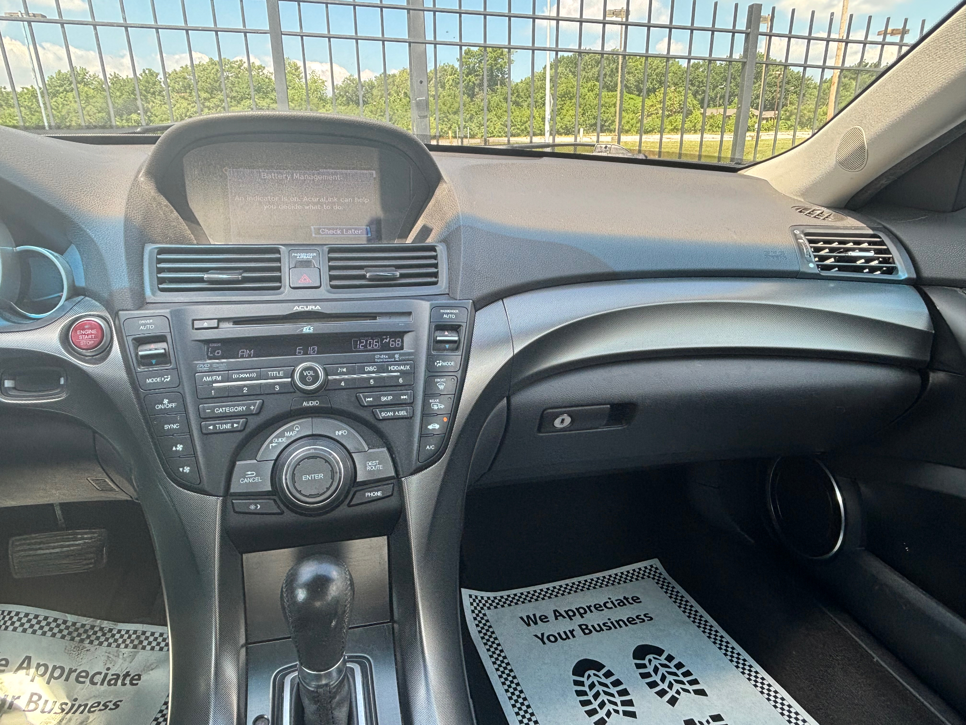 https://whipz-site-01.s3.us-east-2.amazonaws.com/vehicle_inventory/1/P000636/images/64863cb4-cf27-4aae-b5f3-17c17e279c81.jpeg