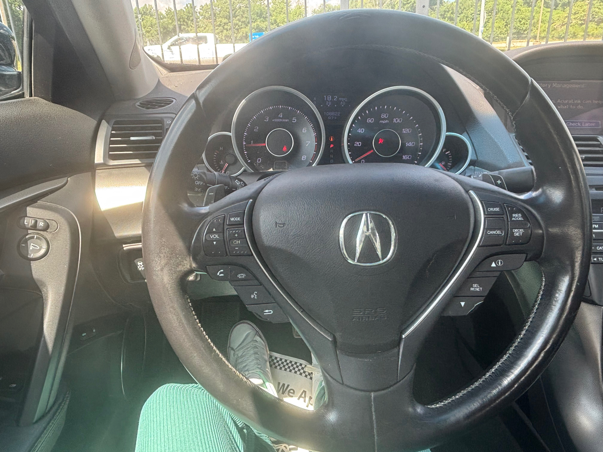 https://whipz-site-01.s3.us-east-2.amazonaws.com/vehicle_inventory/1/P000636/images/a7c04a9a-a389-4d9e-9d37-560be64dba67.jpeg
