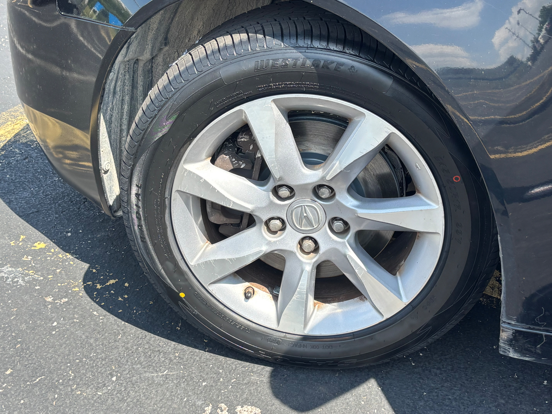 https://whipz-site-01.s3.us-east-2.amazonaws.com/vehicle_inventory/1/P000636/images/da9e3140-1fc1-4321-8c89-1fea841d35f8.jpeg