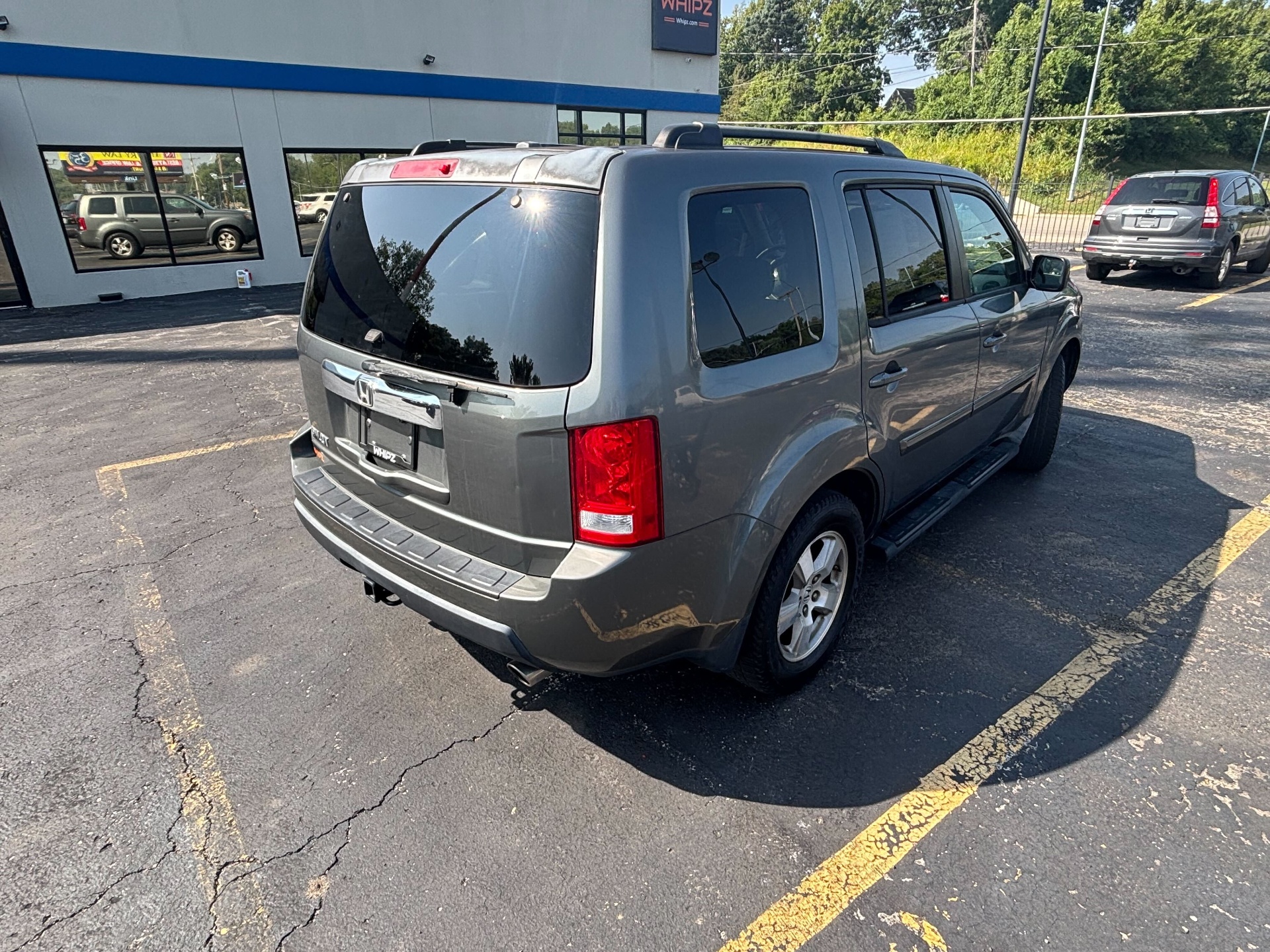 https://whipz-site-01.s3.us-east-2.amazonaws.com/vehicle_inventory/1/P000645/images/6f886572-16e3-458c-a60a-b33da70497a9.jpg