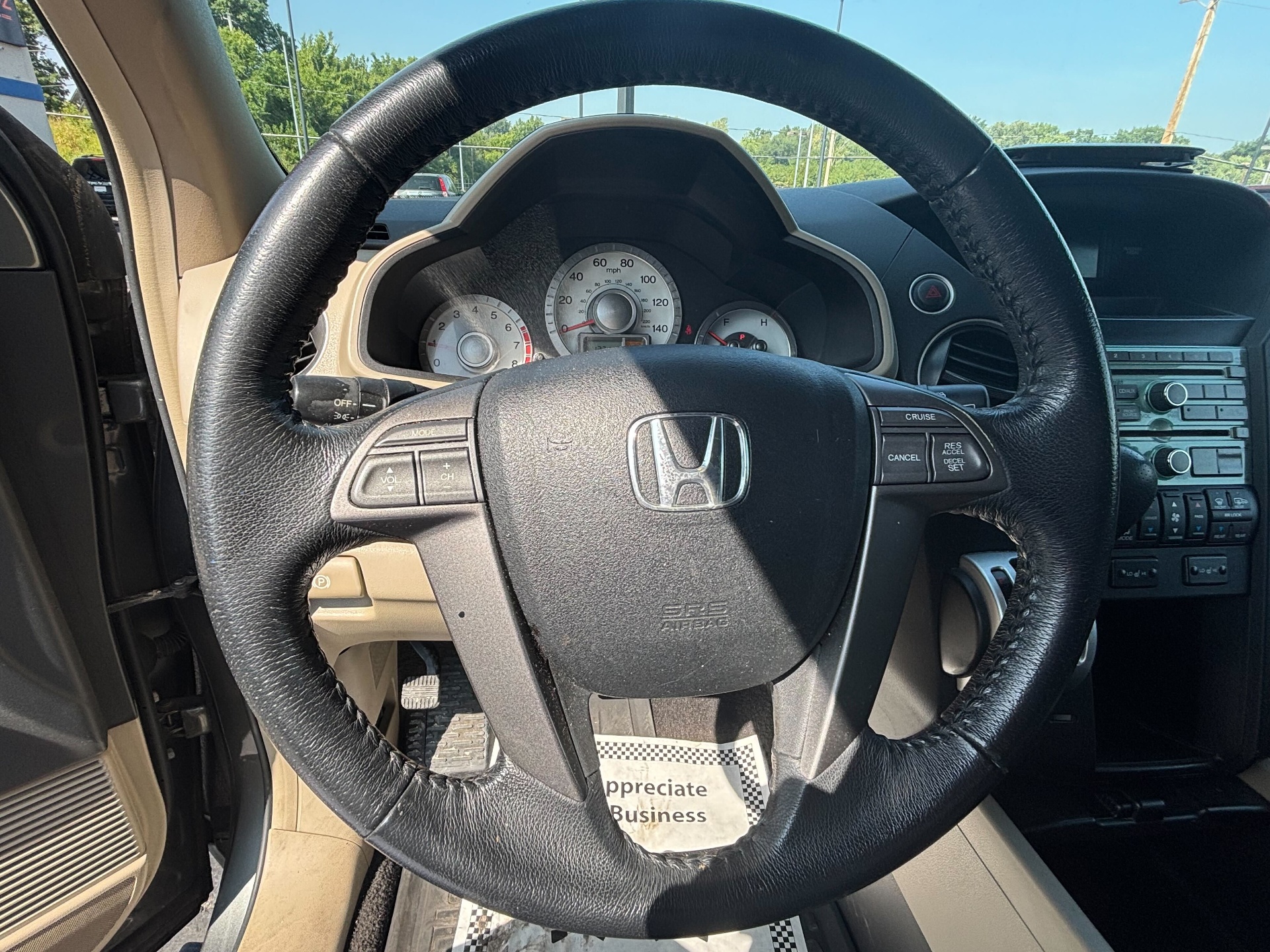 https://whipz-site-01.s3.us-east-2.amazonaws.com/vehicle_inventory/1/P000645/images/78074bfa-3737-4f3b-8e72-f4d2f4ea8be6.jpg