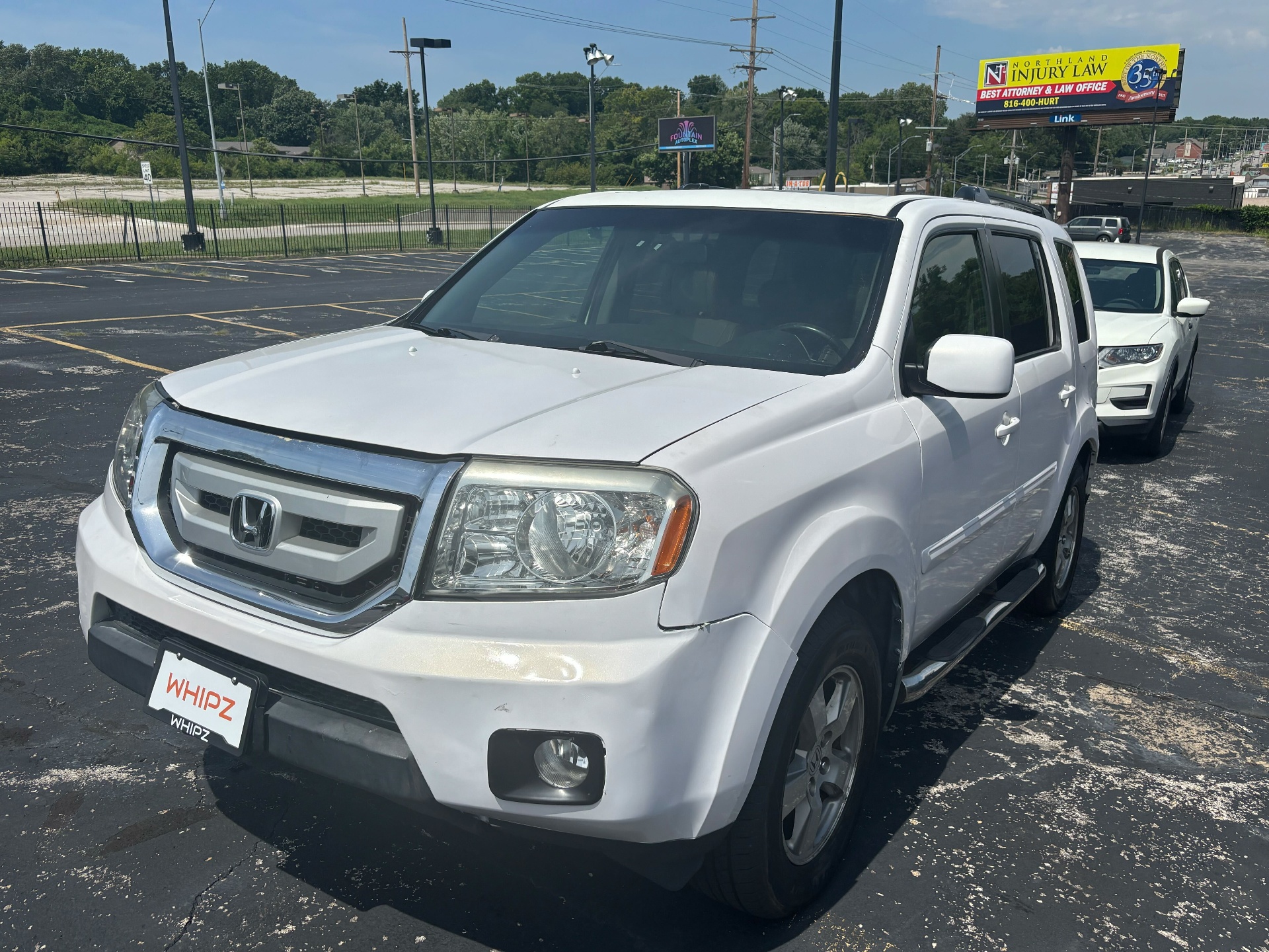https://whipz-site-01.s3.us-east-2.amazonaws.com/vehicle_inventory/1/P000647/images/49ca71f7-55c5-4901-b040-83d384f2b964.jpg
