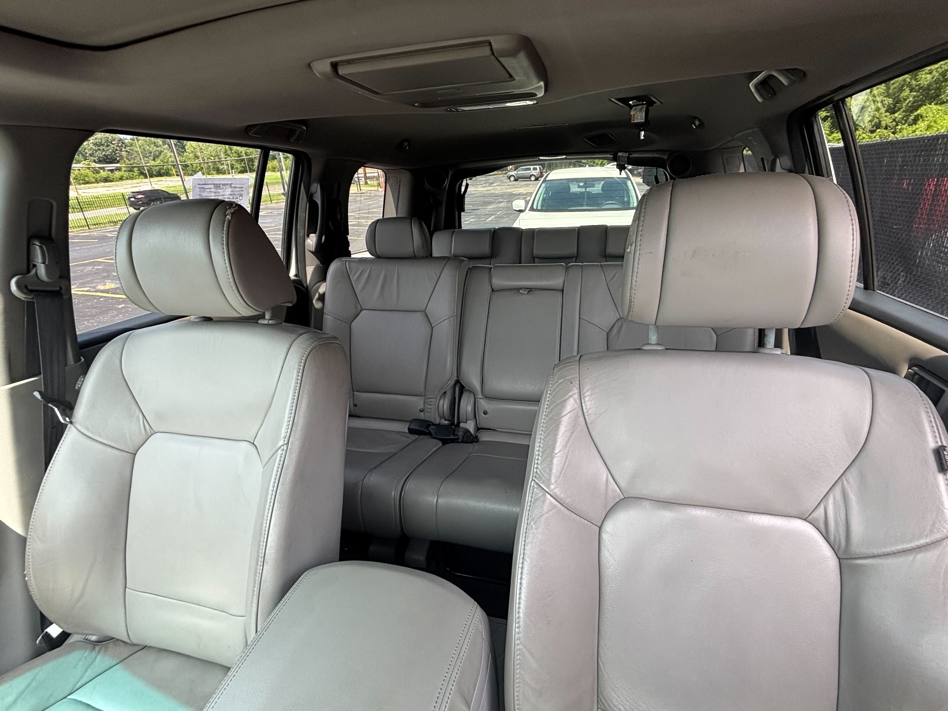 https://whipz-site-01.s3.us-east-2.amazonaws.com/vehicle_inventory/1/P000647/images/62c7c10a-1c59-41a5-9666-54e4f8ec6fb3.jpg