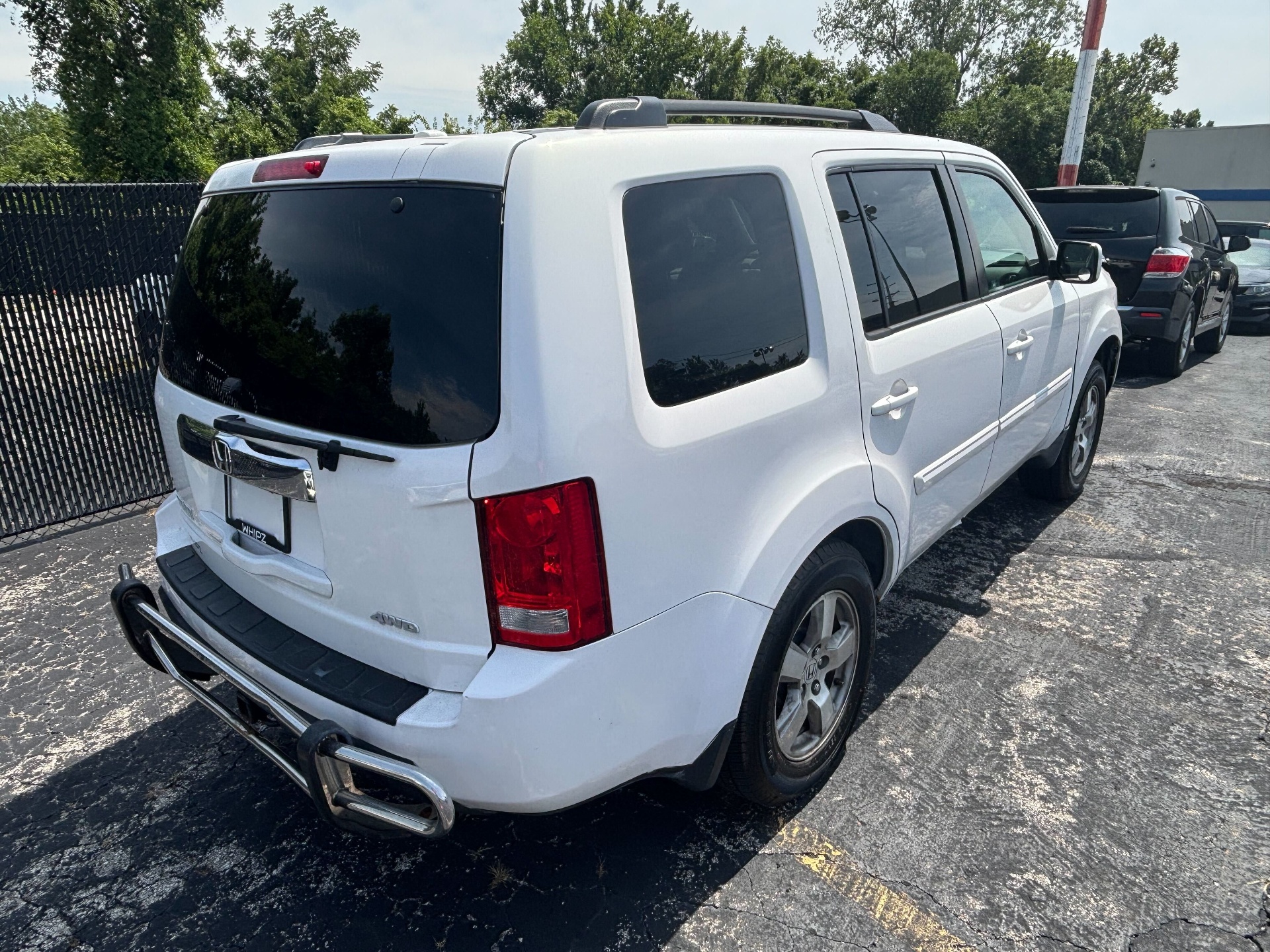https://whipz-site-01.s3.us-east-2.amazonaws.com/vehicle_inventory/1/P000647/images/6604b14d-0857-472e-a5e2-e2d4ffa7e8fd.jpg