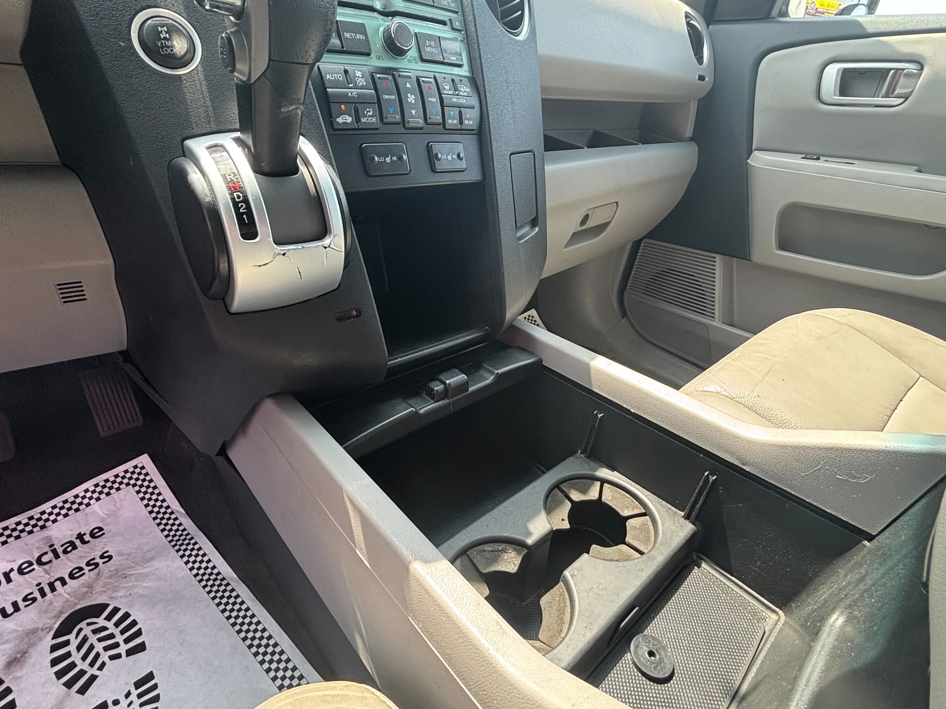 https://whipz-site-01.s3.us-east-2.amazonaws.com/vehicle_inventory/1/P000647/images/c796119b-9944-4979-8473-a2f4a1fce45a.jpg