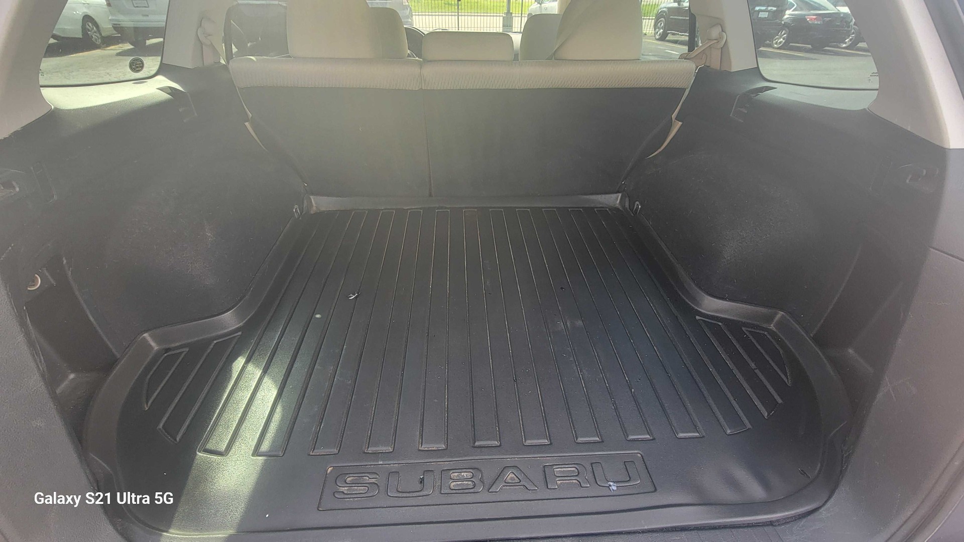 https://whipz-site-01.s3.us-east-2.amazonaws.com/vehicle_inventory/1/P000652/images/09d20d39-b6d9-420f-ba7f-4a69e79064ec.jpg
