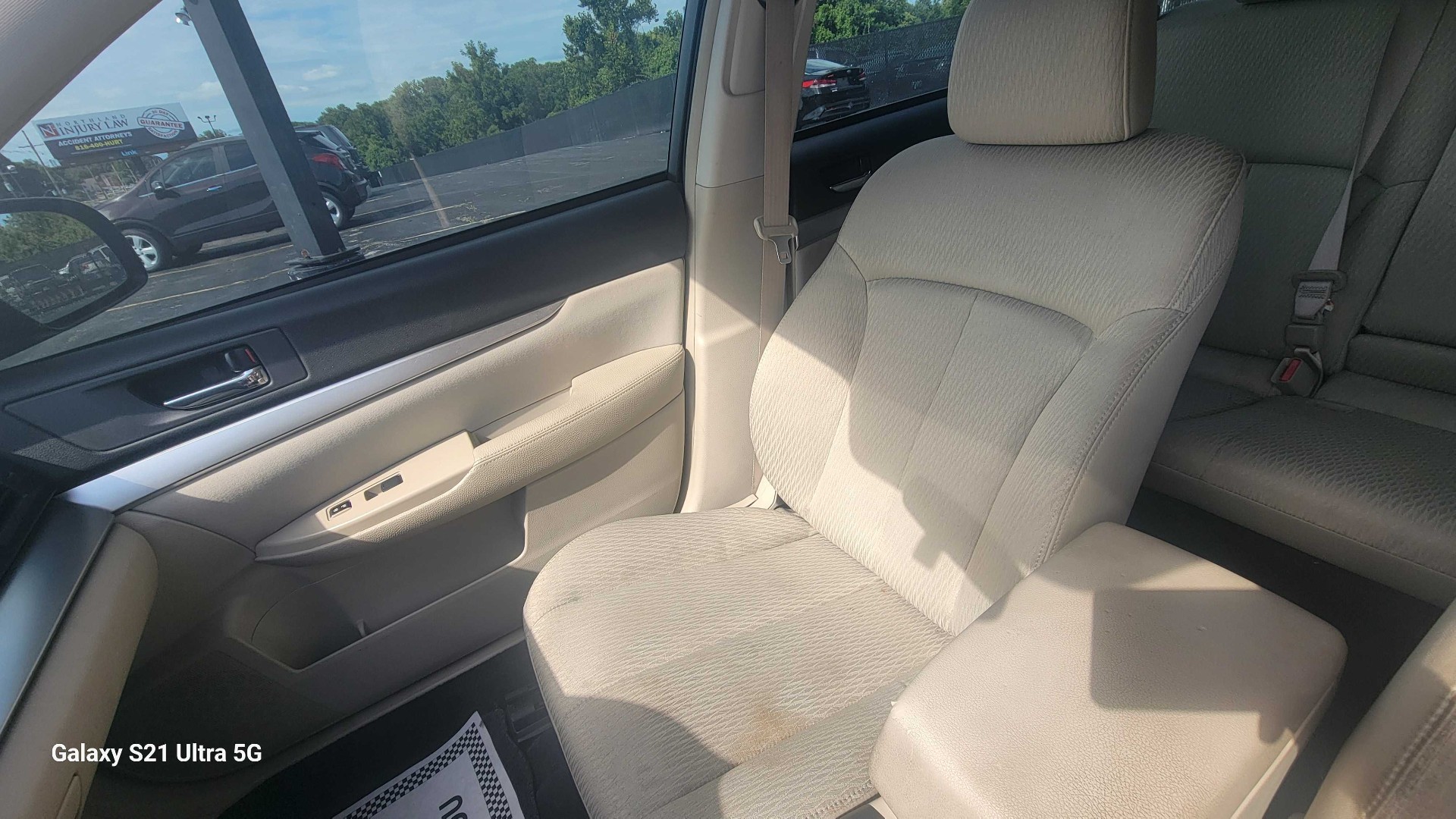 https://whipz-site-01.s3.us-east-2.amazonaws.com/vehicle_inventory/1/P000652/images/5683a875-b7dd-492b-9f8c-72b4db5deed5.jpg