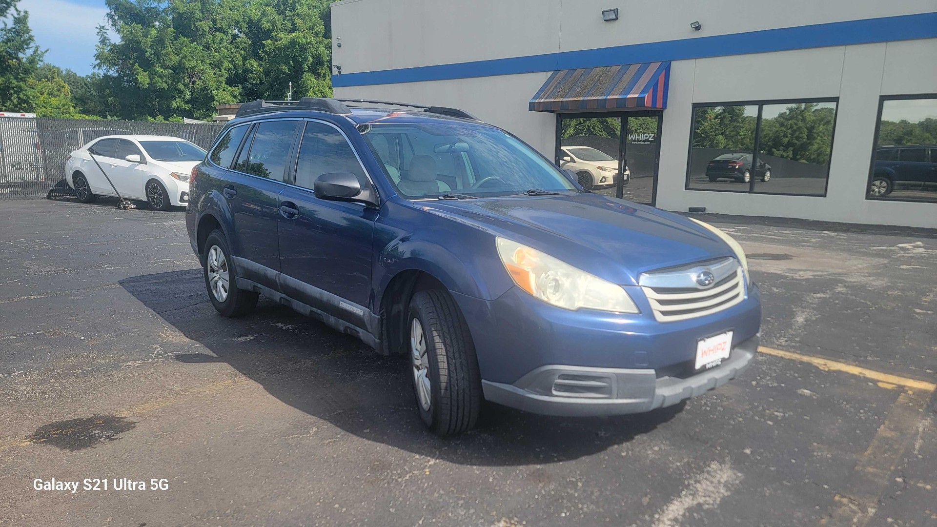 https://whipz-site-01.s3.us-east-2.amazonaws.com/vehicle_inventory/1/P000652/images/ba504e30-ad26-4894-88ea-b7bf38688de5.jpg