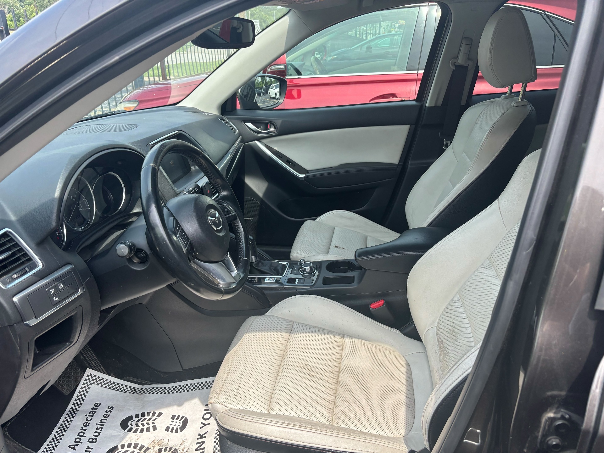 https://whipz-site-01.s3.us-east-2.amazonaws.com/vehicle_inventory/1/P000654/images/43703af5-a404-452b-9c88-ea109902cbbd.jpg