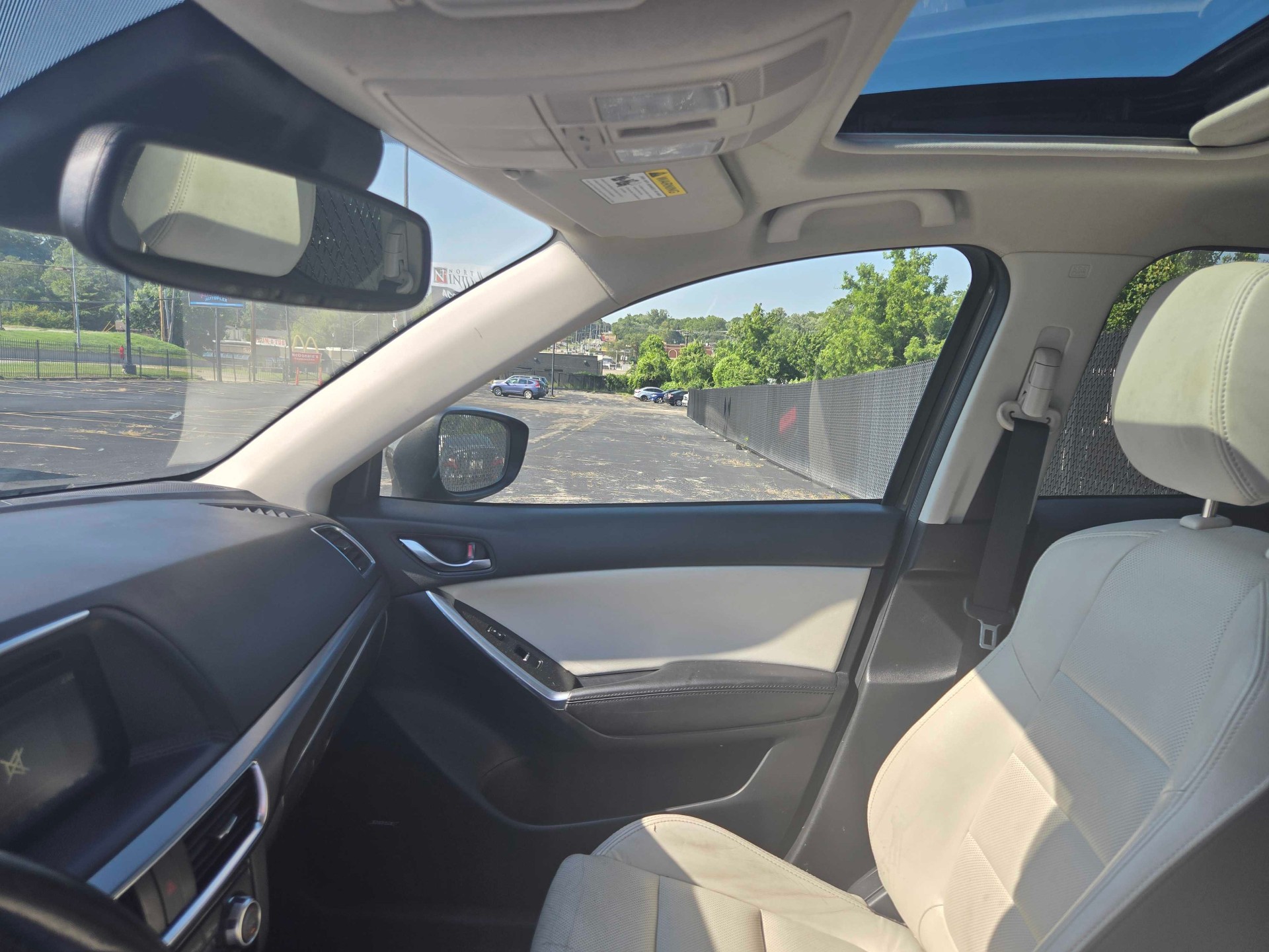 https://whipz-site-01.s3.us-east-2.amazonaws.com/vehicle_inventory/1/P000654/images/6e981a73-5972-4a52-856d-8481b5e4e468.jpg