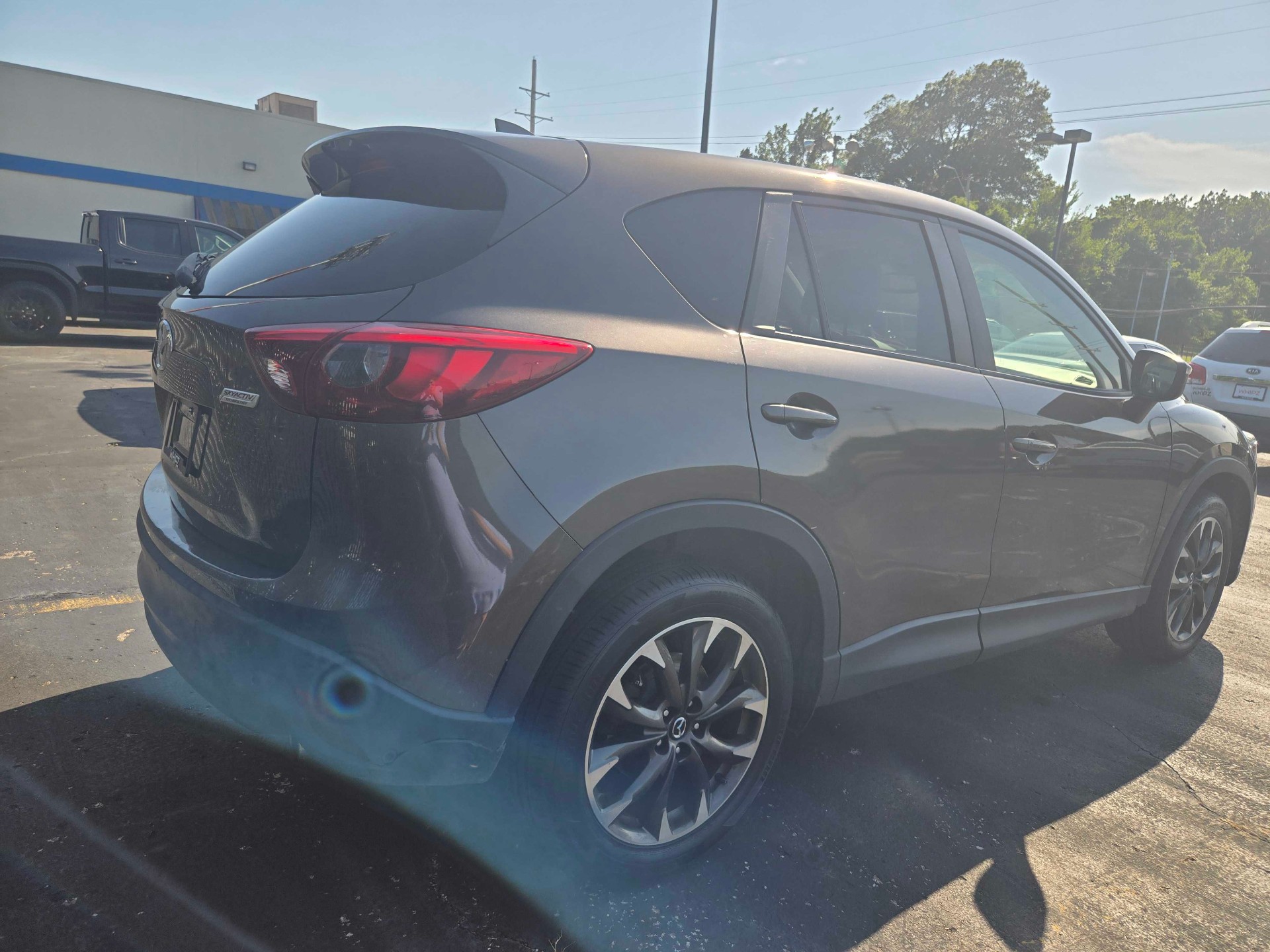 https://whipz-site-01.s3.us-east-2.amazonaws.com/vehicle_inventory/1/P000654/images/b59da0e4-fffe-49f3-aeb1-38c52d5cb28d.jpg