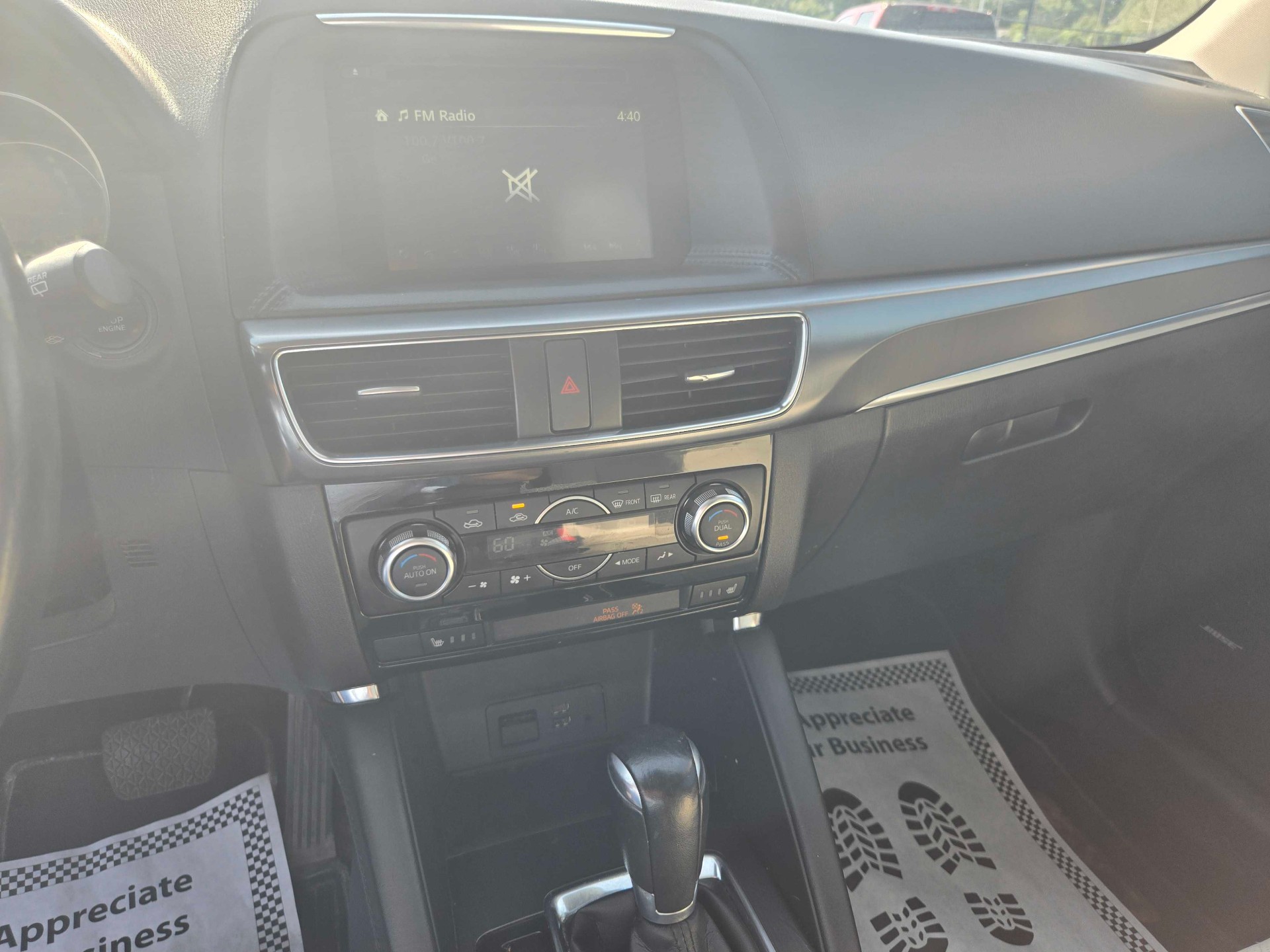 https://whipz-site-01.s3.us-east-2.amazonaws.com/vehicle_inventory/1/P000654/images/f36cb0ad-be15-4247-aa0f-5270bf09c1ca.jpg