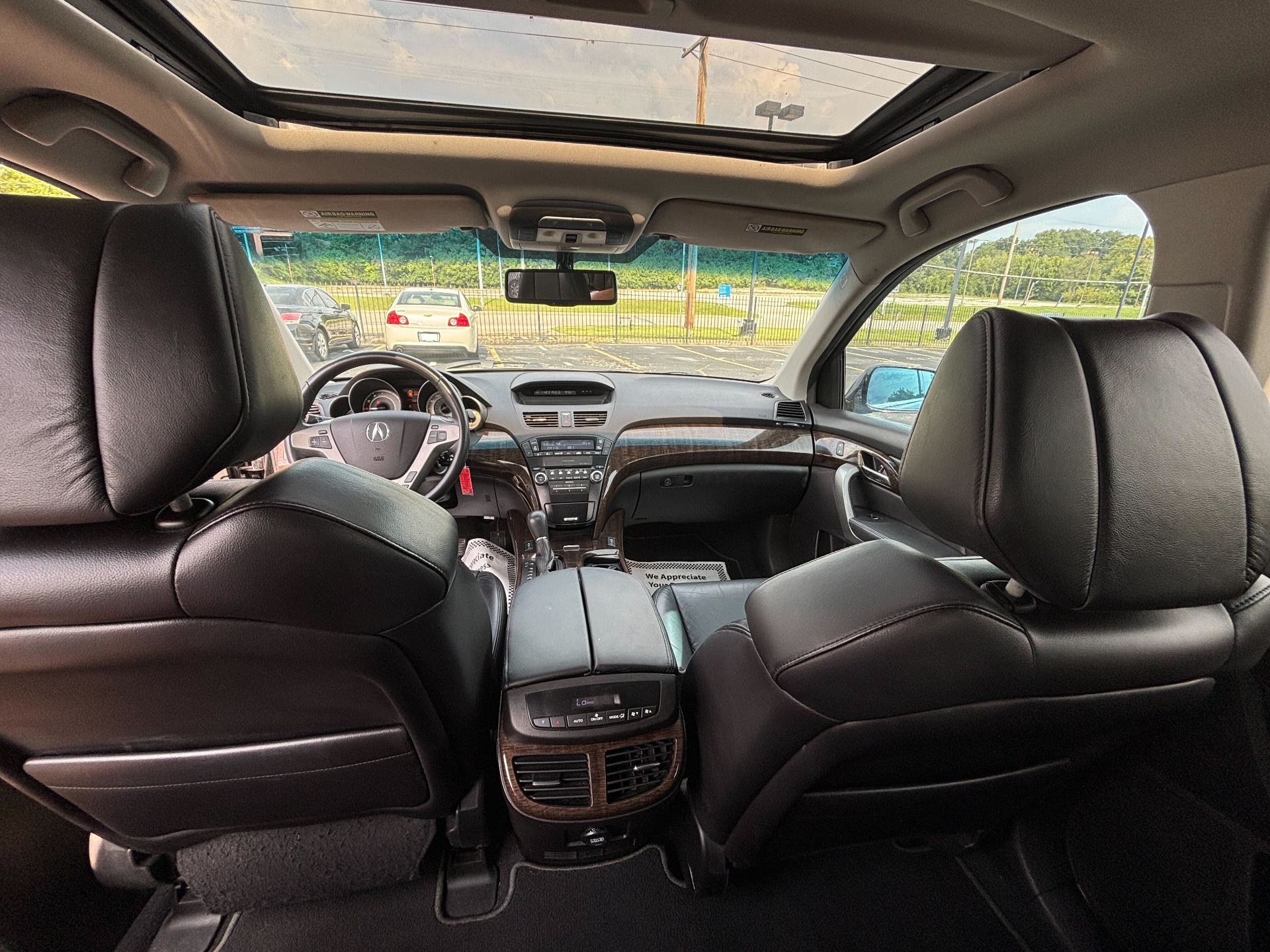 https://whipz-site-01.s3.us-east-2.amazonaws.com/vehicle_inventory/1/P000655/images/8403bc03-d50c-42b6-80c0-0866480b0077.jpg