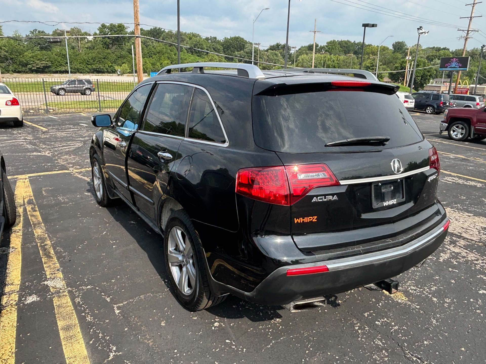 https://whipz-site-01.s3.us-east-2.amazonaws.com/vehicle_inventory/1/P000655/images/9832586c-acb9-4121-b27d-cdb66a3096f1.jpg