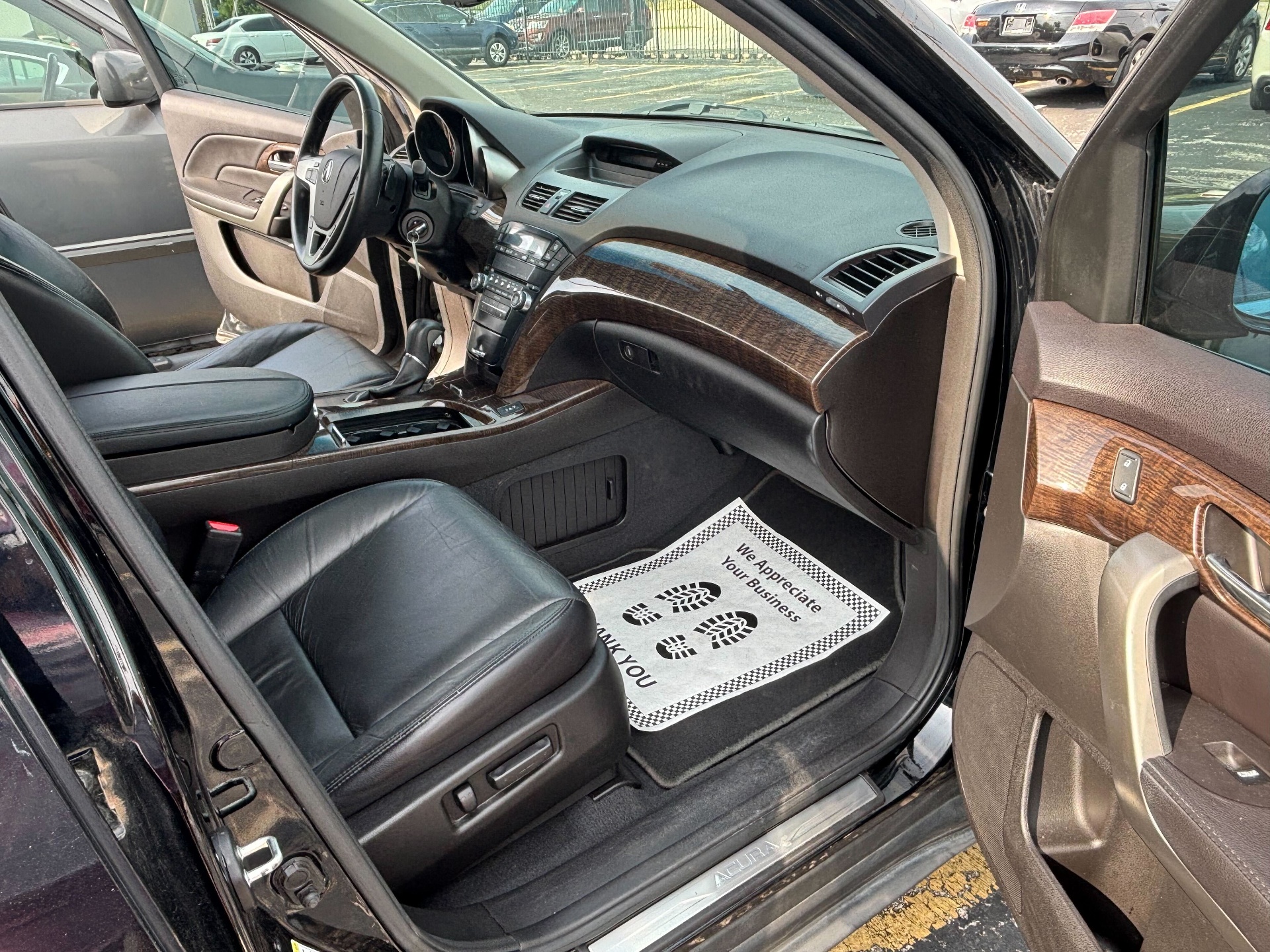 https://whipz-site-01.s3.us-east-2.amazonaws.com/vehicle_inventory/1/P000655/images/d56886ce-e07e-4638-bbfe-a84b47a1c16a.jpg