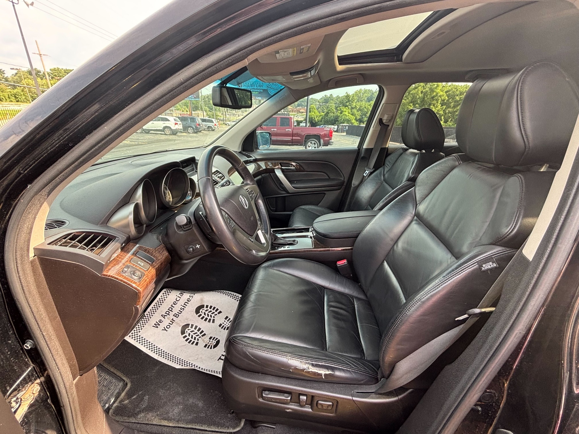 https://whipz-site-01.s3.us-east-2.amazonaws.com/vehicle_inventory/1/P000655/images/f77a01a4-5607-4893-b557-61bd8772c9b0.jpg