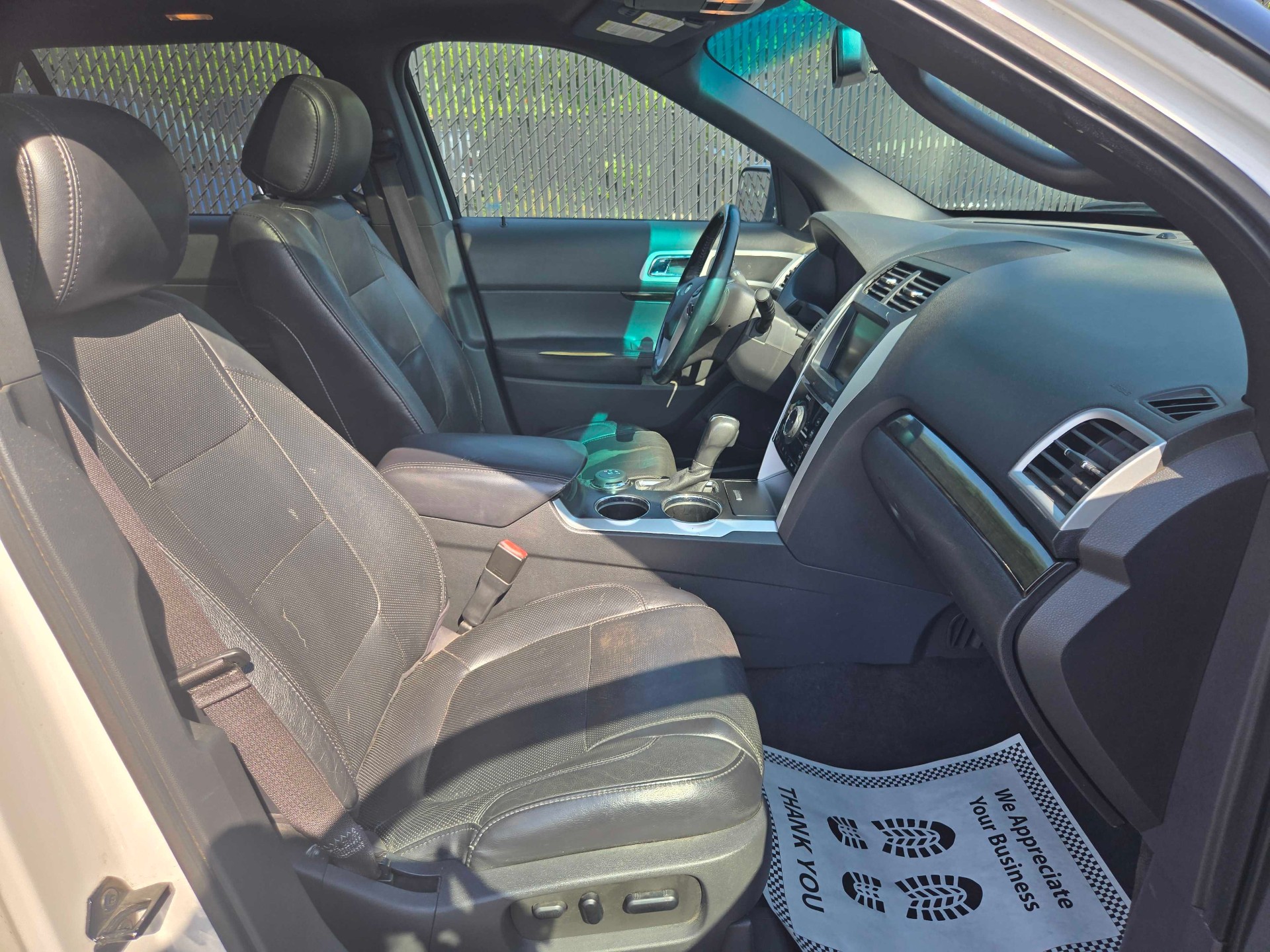 https://whipz-site-01.s3.us-east-2.amazonaws.com/vehicle_inventory/1/P000656/images/3c3f862e-682d-4af9-a0d0-9a1b41324561.jpg