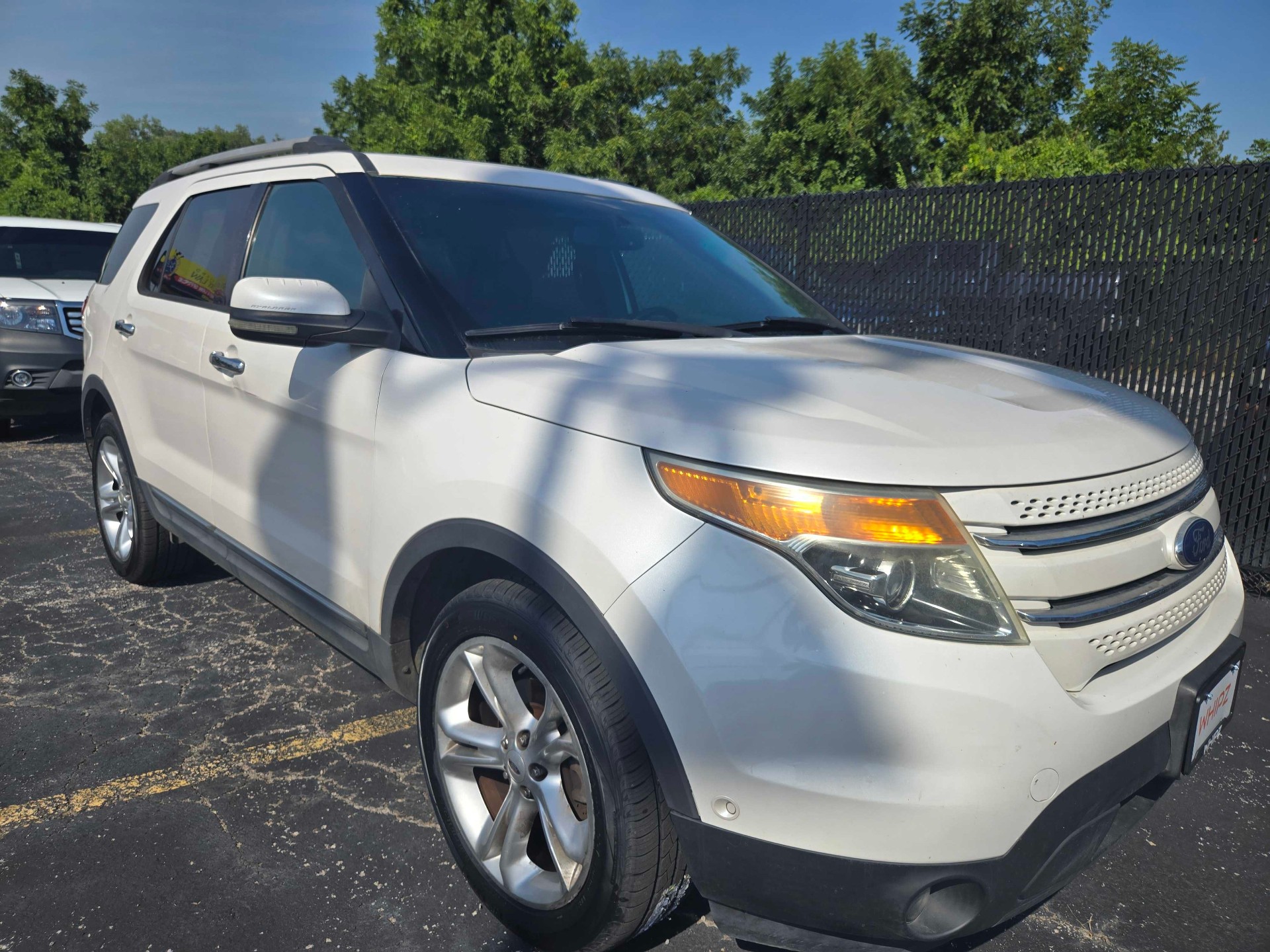 https://whipz-site-01.s3.us-east-2.amazonaws.com/vehicle_inventory/1/P000656/images/eeb854c5-defe-469b-a9ae-1e94684ebb58.jpg