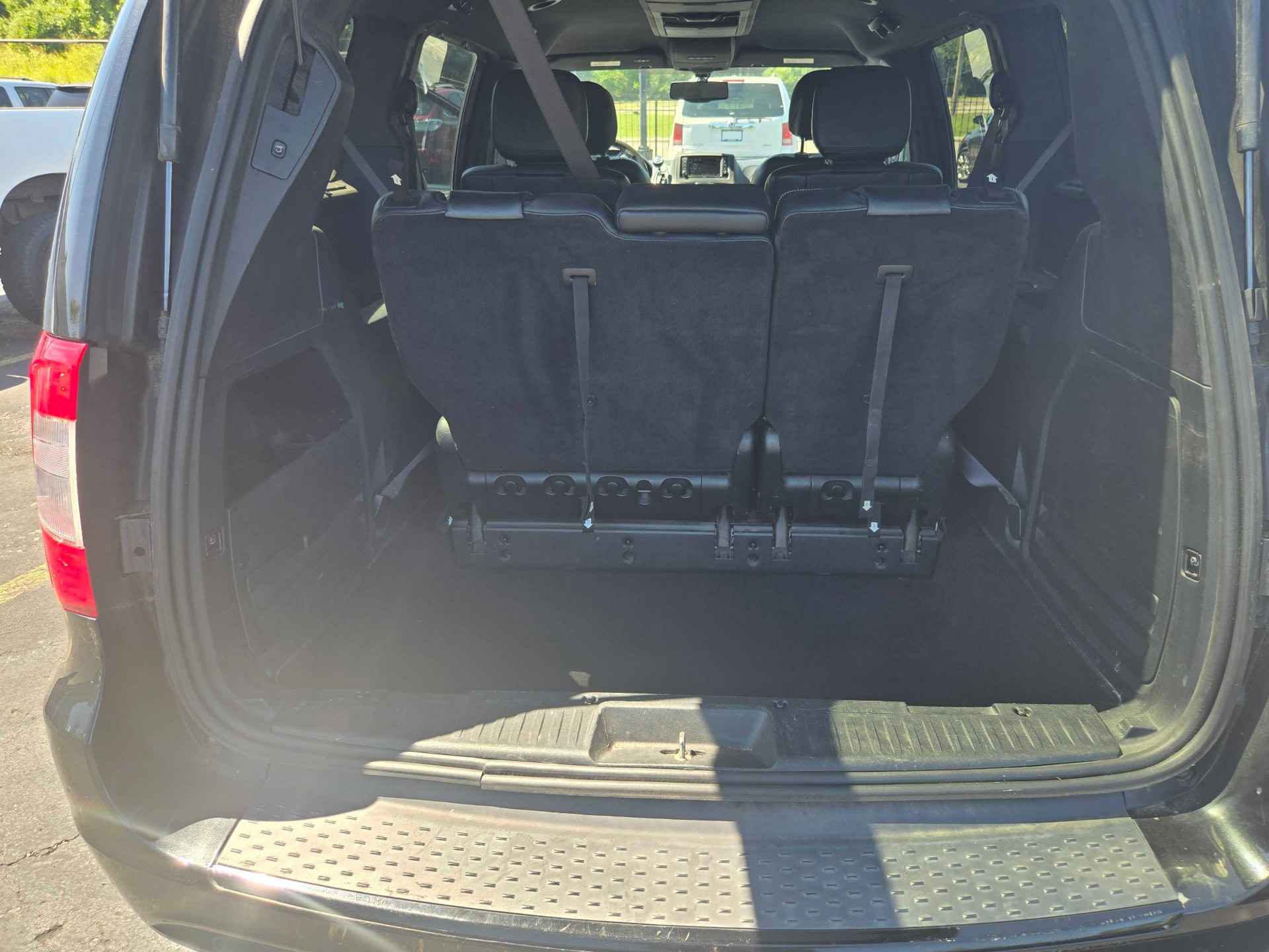 https://whipz-site-01.s3.us-east-2.amazonaws.com/vehicle_inventory/1/P000658/images/55a5e678-4d7c-4829-a780-d3e89bc07a31.jpg
