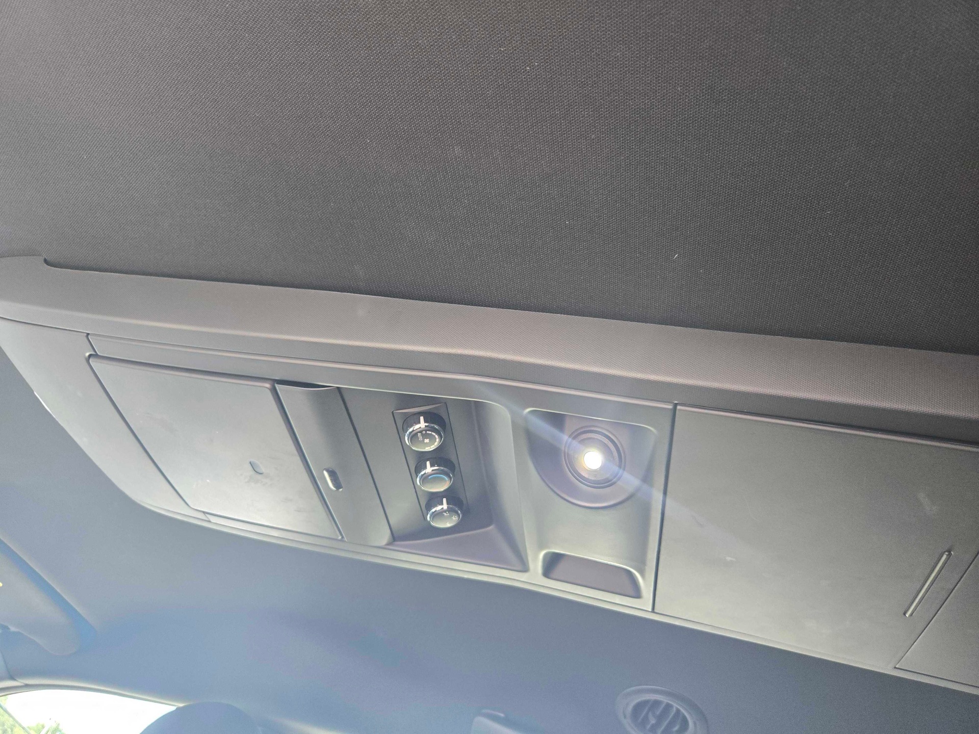 https://whipz-site-01.s3.us-east-2.amazonaws.com/vehicle_inventory/1/P000658/images/bed0777f-5f42-4b3d-aa38-d8d20fc11389.jpg