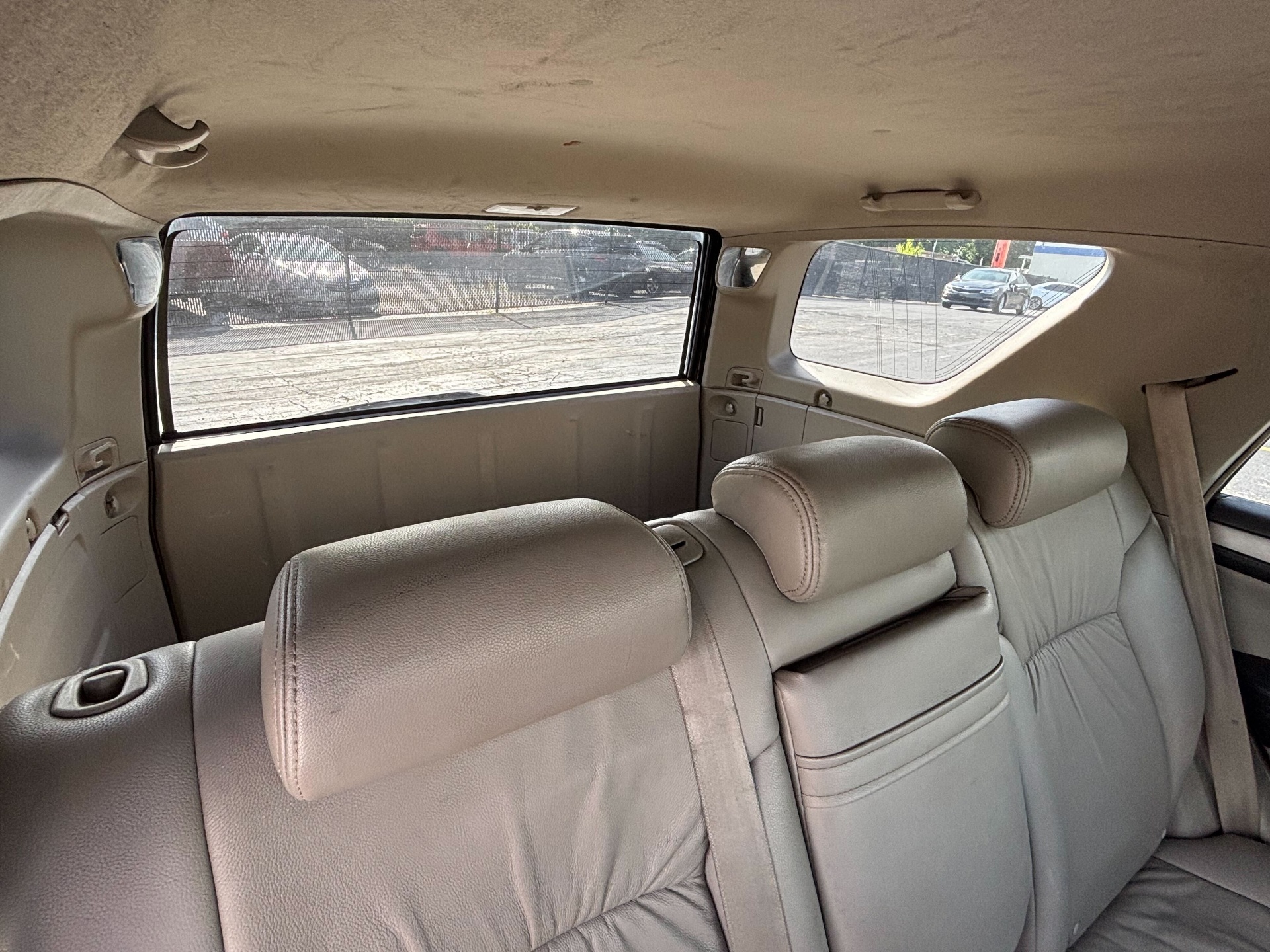 https://whipz-site-01.s3.us-east-2.amazonaws.com/vehicle_inventory/1/P000659/images/474ca4cc-0bf9-4618-88ed-76de5785a4f5.jpg