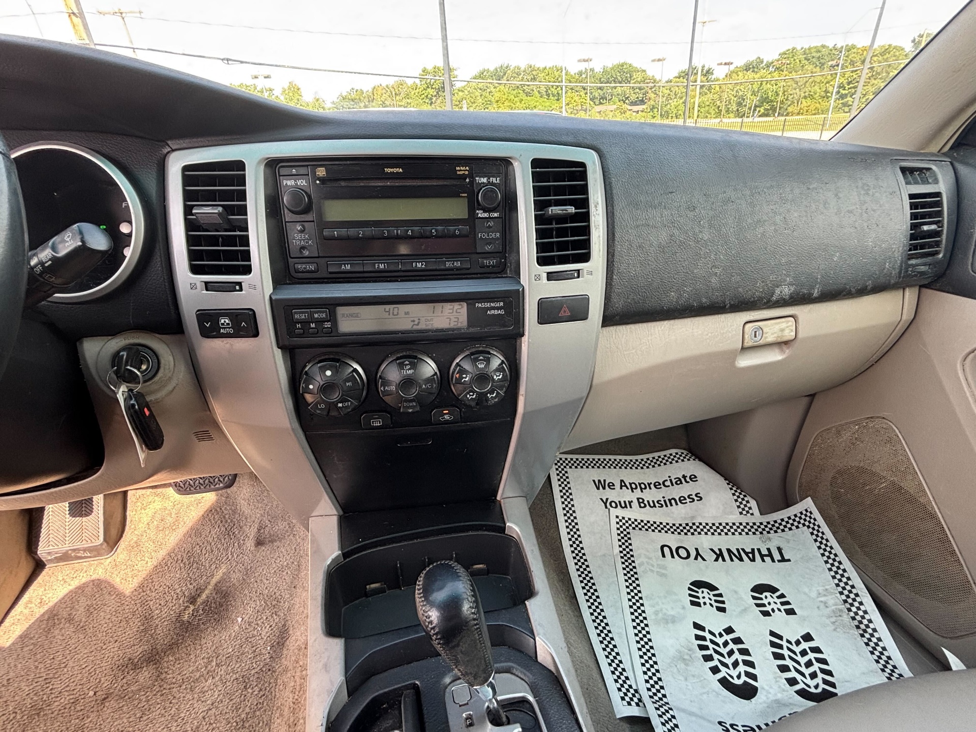 https://whipz-site-01.s3.us-east-2.amazonaws.com/vehicle_inventory/1/P000659/images/4cea21a2-5a80-4853-8a40-bba5eed6b479.jpg