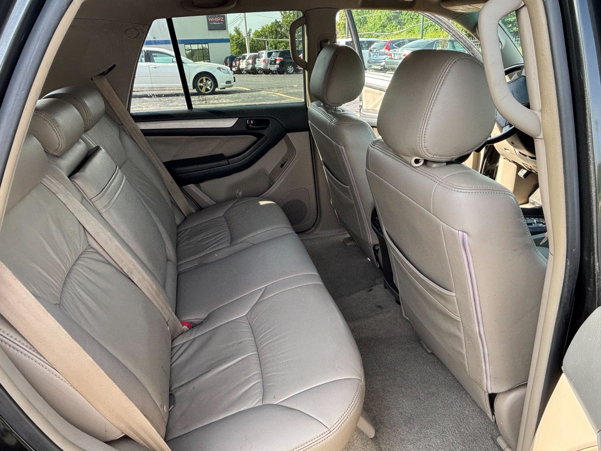 https://whipz-site-01.s3.us-east-2.amazonaws.com/vehicle_inventory/1/P000659/images/7c056c4a-fdac-48fb-9ef7-1da11507778b.jpg