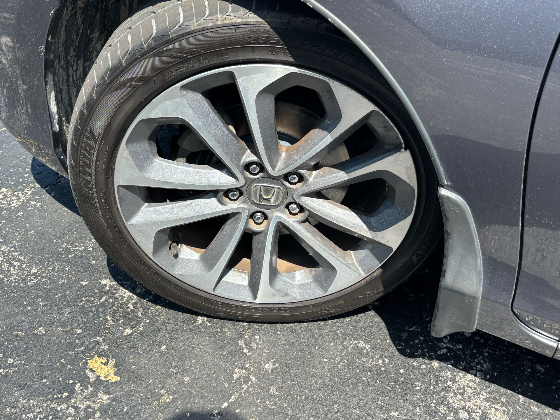 https://whipz-site-01.s3.us-east-2.amazonaws.com/vehicle_inventory/1/P000660/images/477773d0-e730-461b-a8d4-f4e8365ae665.jpg