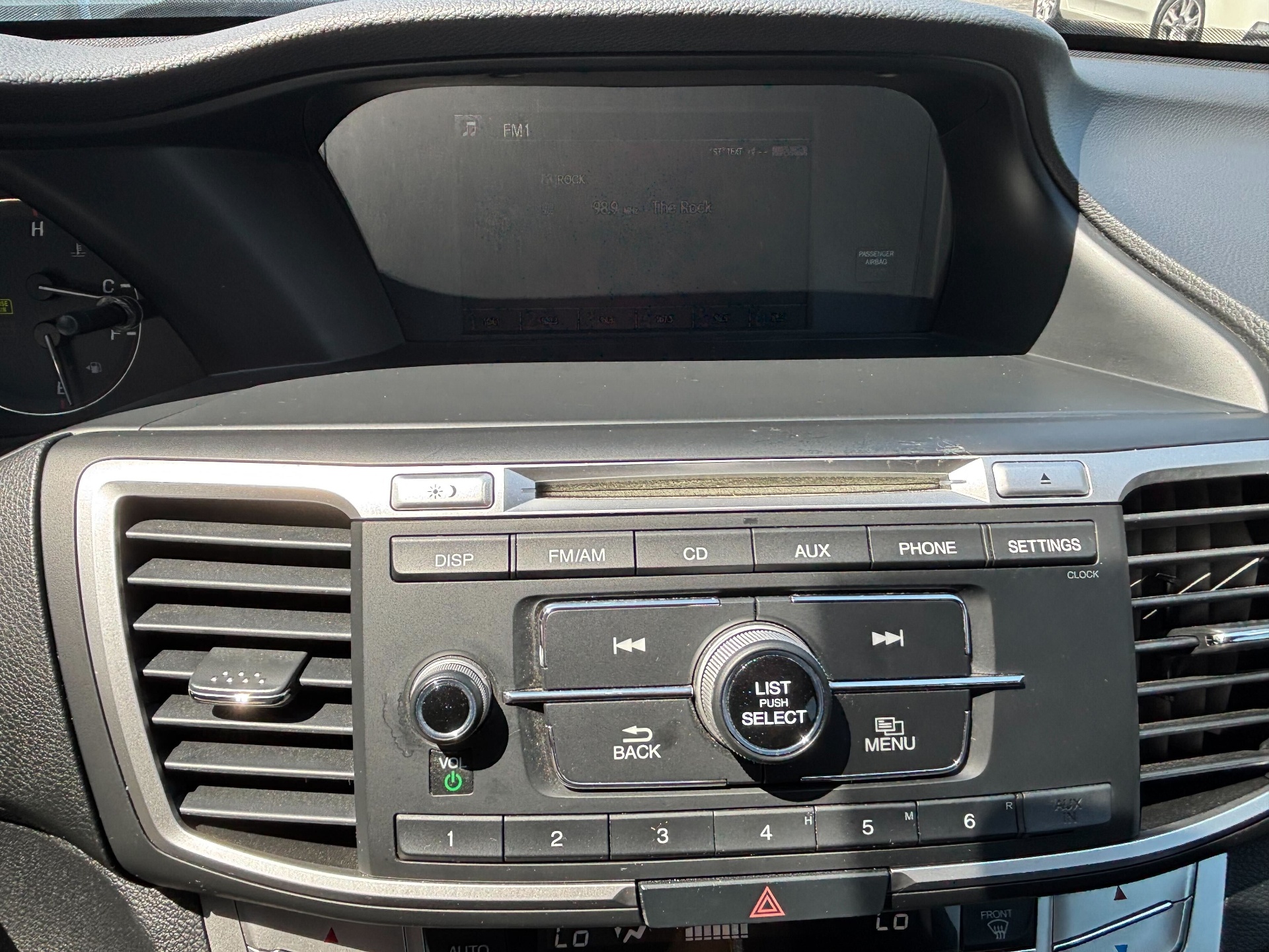 https://whipz-site-01.s3.us-east-2.amazonaws.com/vehicle_inventory/1/P000660/images/51a67e6b-42b2-4dde-9429-d0bdd2a76784.jpg