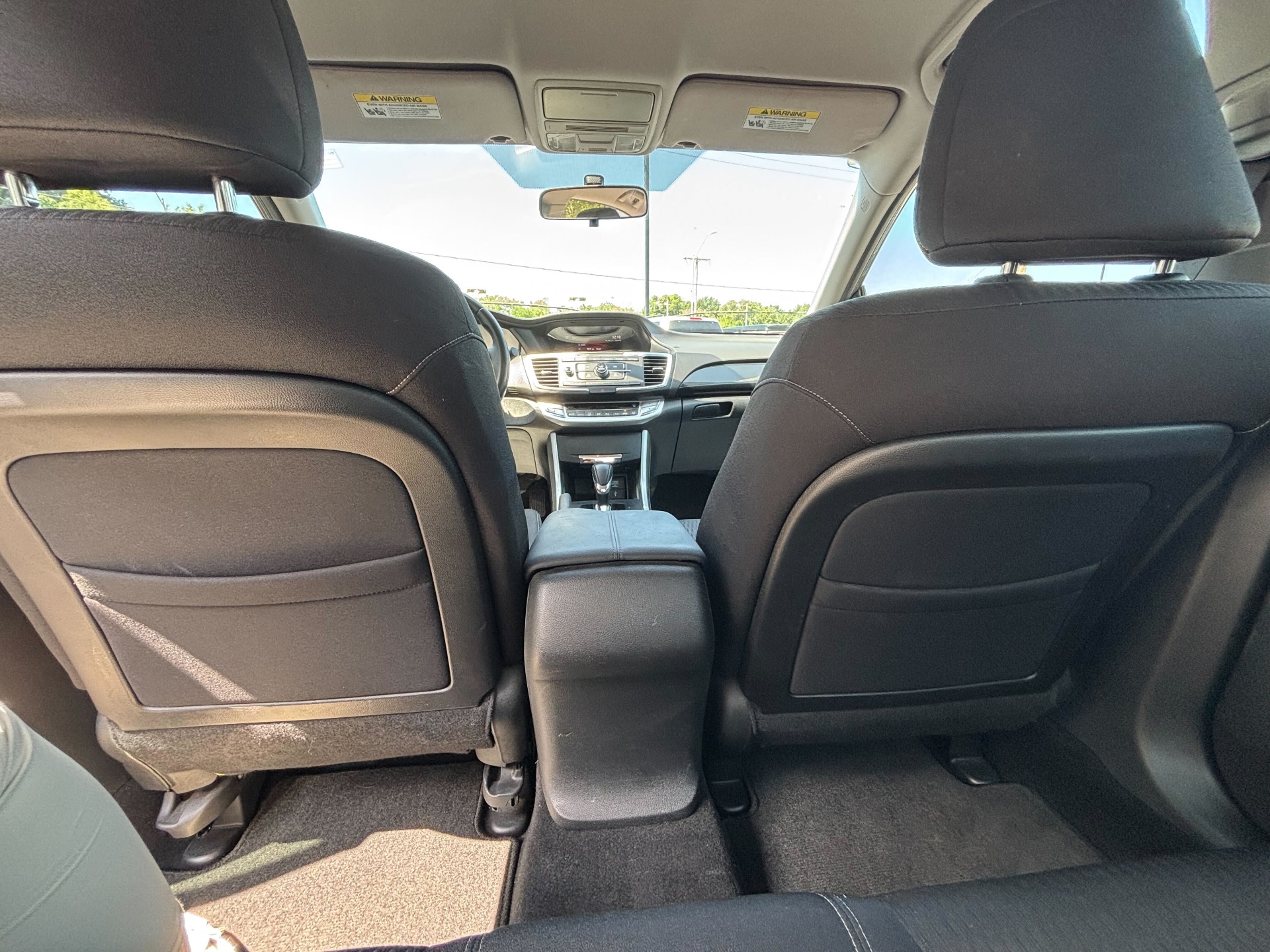 https://whipz-site-01.s3.us-east-2.amazonaws.com/vehicle_inventory/1/P000660/images/c57159cf-0a66-4445-84de-32772e31dfb5.jpg