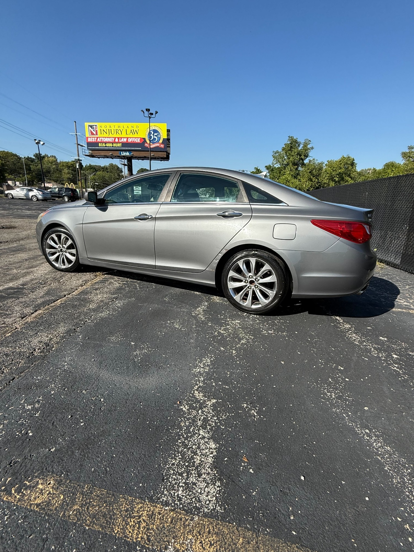 https://whipz-site-01.s3.us-east-2.amazonaws.com/vehicle_inventory/1/R000140/images/037d21ff-62d1-46f7-9fec-de779b9a1c20.jpg