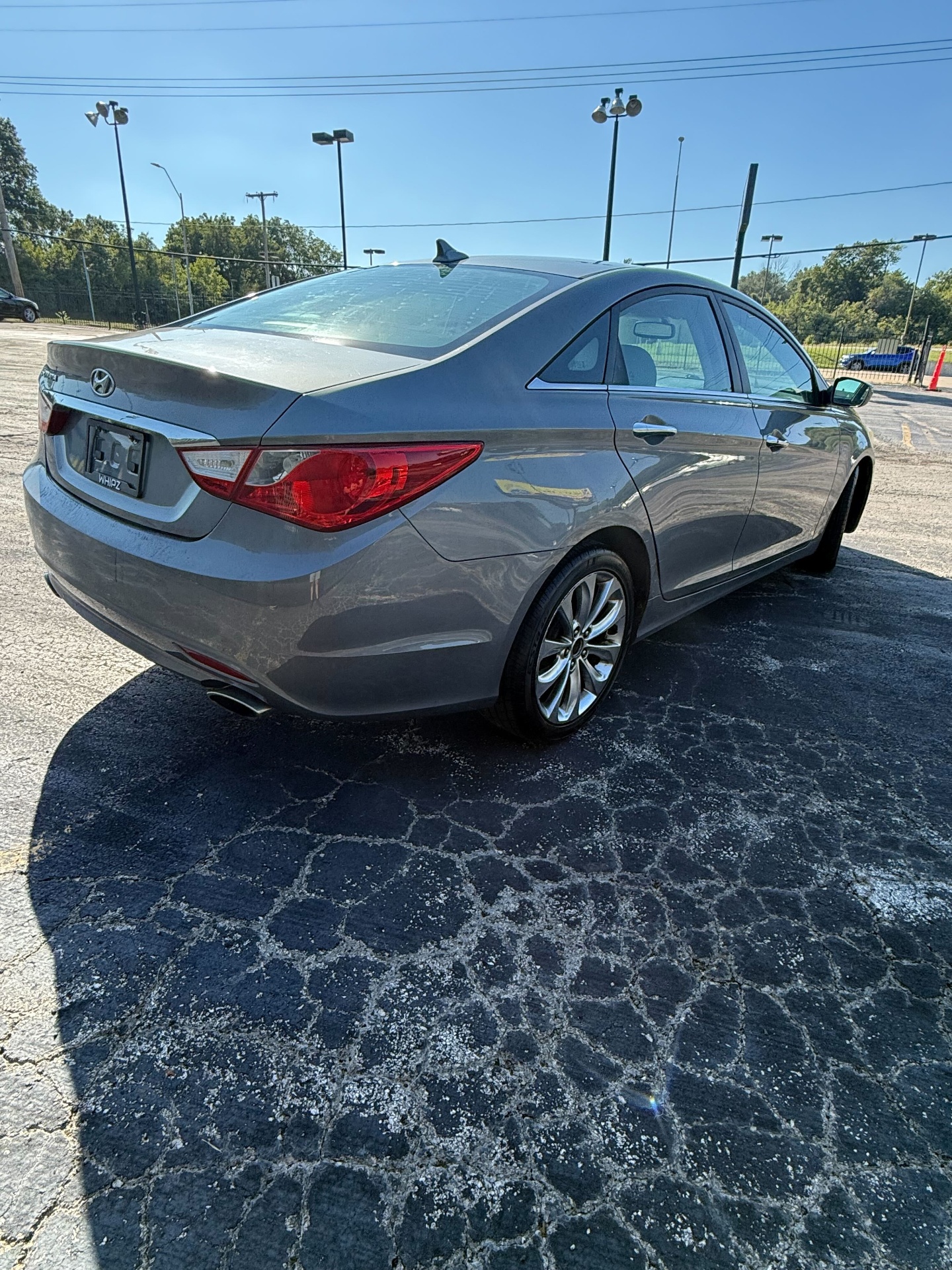 https://whipz-site-01.s3.us-east-2.amazonaws.com/vehicle_inventory/1/R000140/images/6eb858d5-845e-4e85-996f-286bd30760b8.jpg