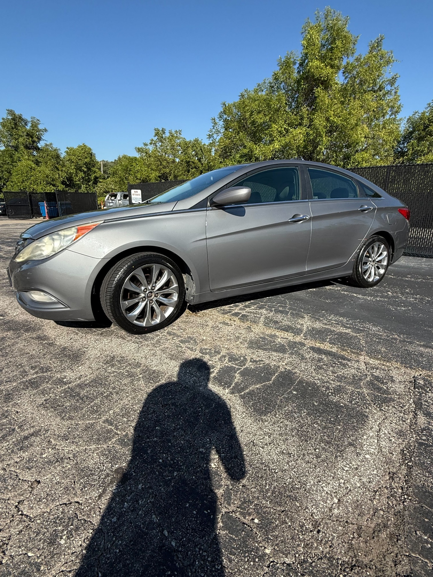 https://whipz-site-01.s3.us-east-2.amazonaws.com/vehicle_inventory/1/R000140/images/8f95793e-8d84-4fbb-8349-e22f91488bb5.jpg
