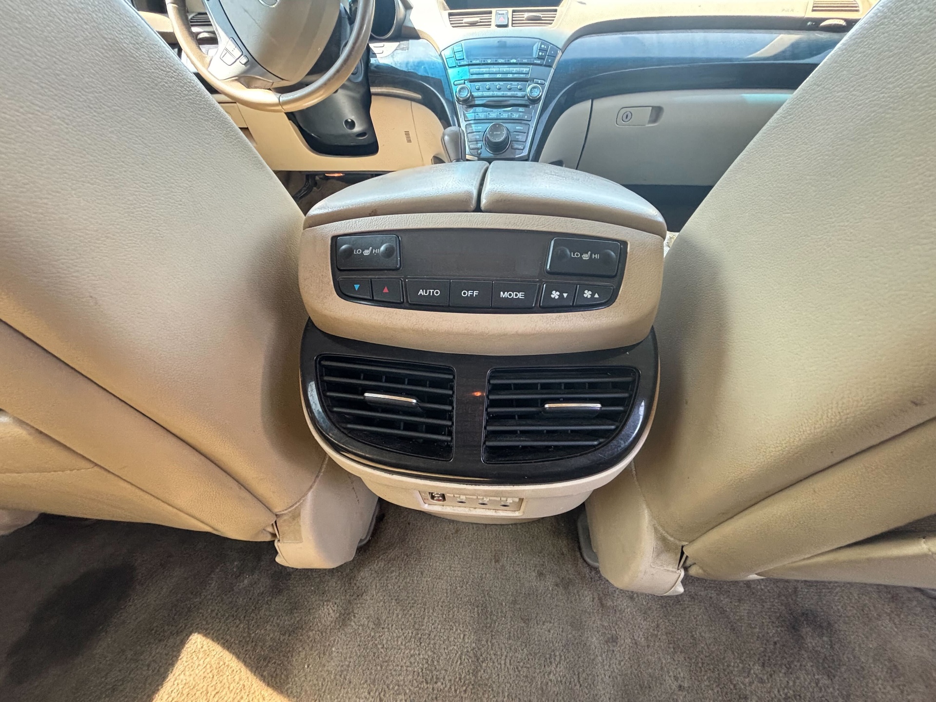 https://whipz-site-01.s3.us-east-2.amazonaws.com/vehicle_inventory/1/R000201/images/f4ab22d7-10e4-4853-85b0-ecde569c4438.jpg