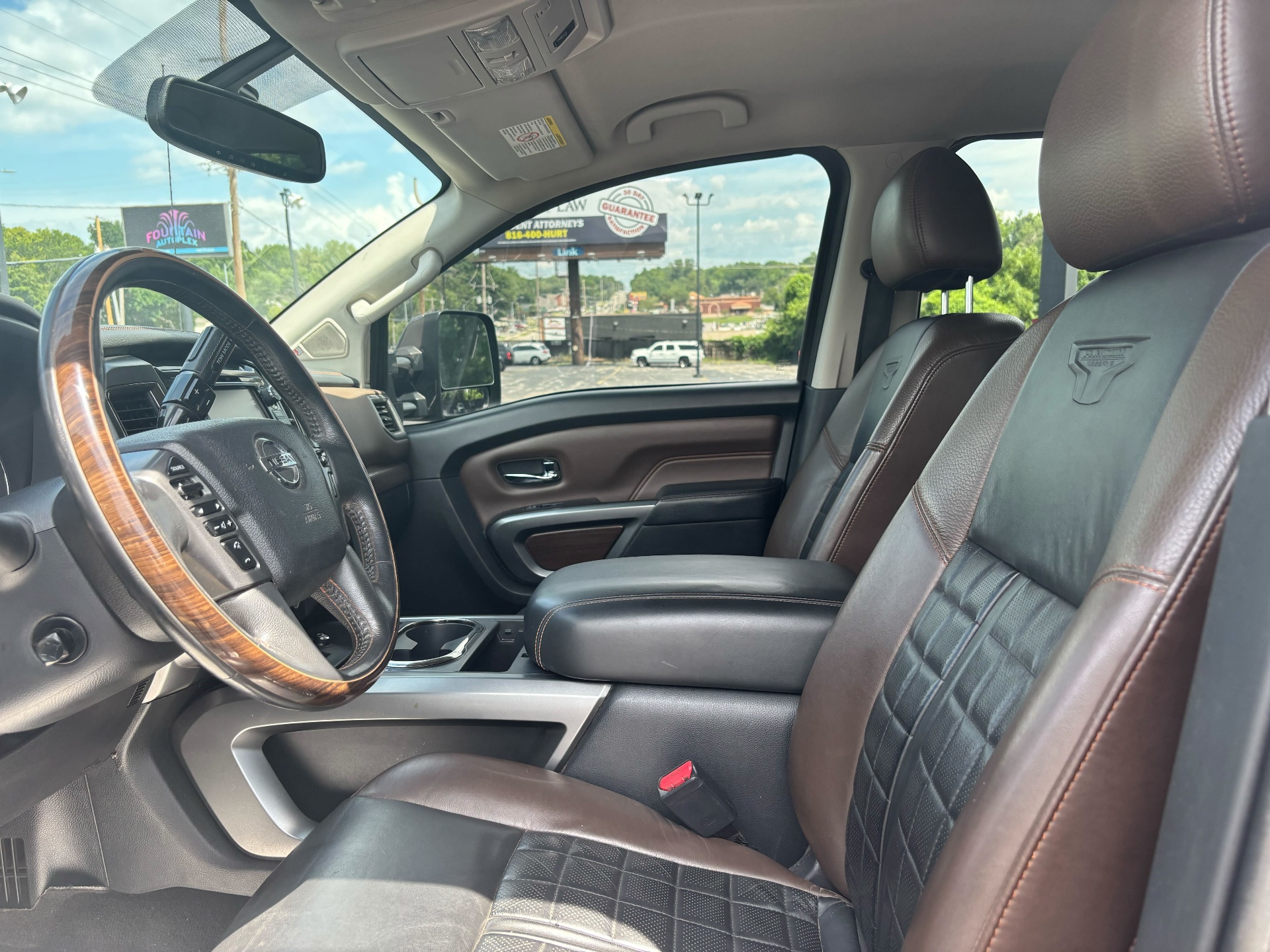 https://whipz-site-01.s3.us-east-2.amazonaws.com/vehicle_inventory/1/R000205/images/3219519e-64af-46ba-a7e4-88ab6a119aaf.jpg