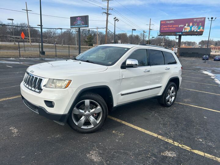 Pre-Owned 2012 Jeep Grand Cherokee Overland 4WD