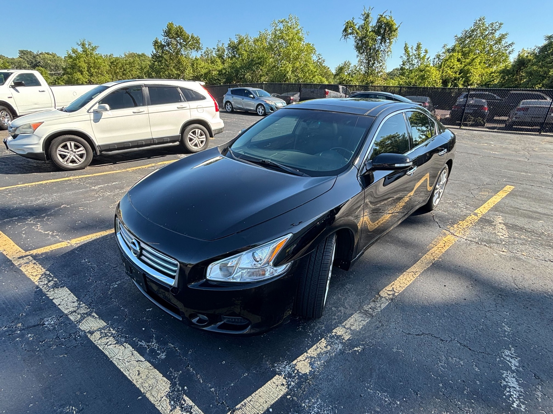 https://whipz-site-01.s3.us-east-2.amazonaws.com/vehicle_inventory/1/R000226/images/29151719-5f61-4075-9f2d-e4bd4fd28f3b.jpg