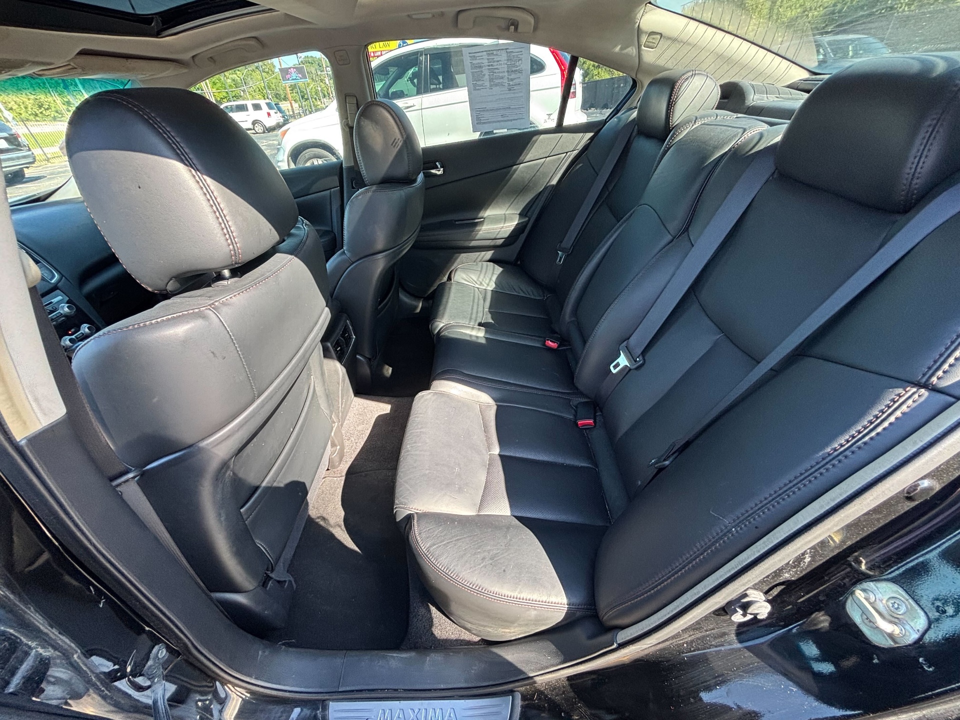https://whipz-site-01.s3.us-east-2.amazonaws.com/vehicle_inventory/1/R000226/images/365d7ee7-34d7-4029-a81e-6f4bdd2c3ad3.jpg