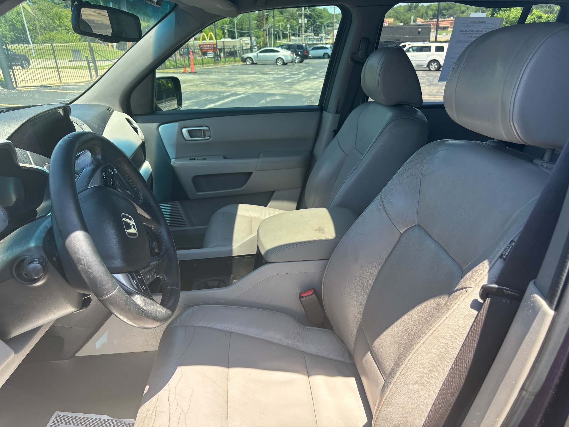 https://whipz-site-01.s3.us-east-2.amazonaws.com/vehicle_inventory/1/R000250/images/334c0d5e-a244-4eca-b4e0-72bebf1a8a15.jpg