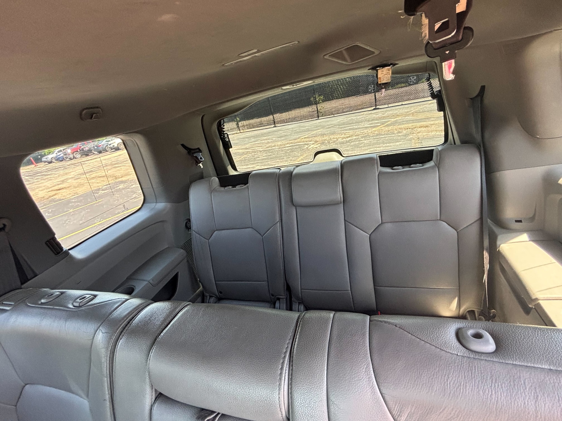 https://whipz-site-01.s3.us-east-2.amazonaws.com/vehicle_inventory/1/R000250/images/669dddfc-45de-41c6-a68d-7120a5348064.jpg