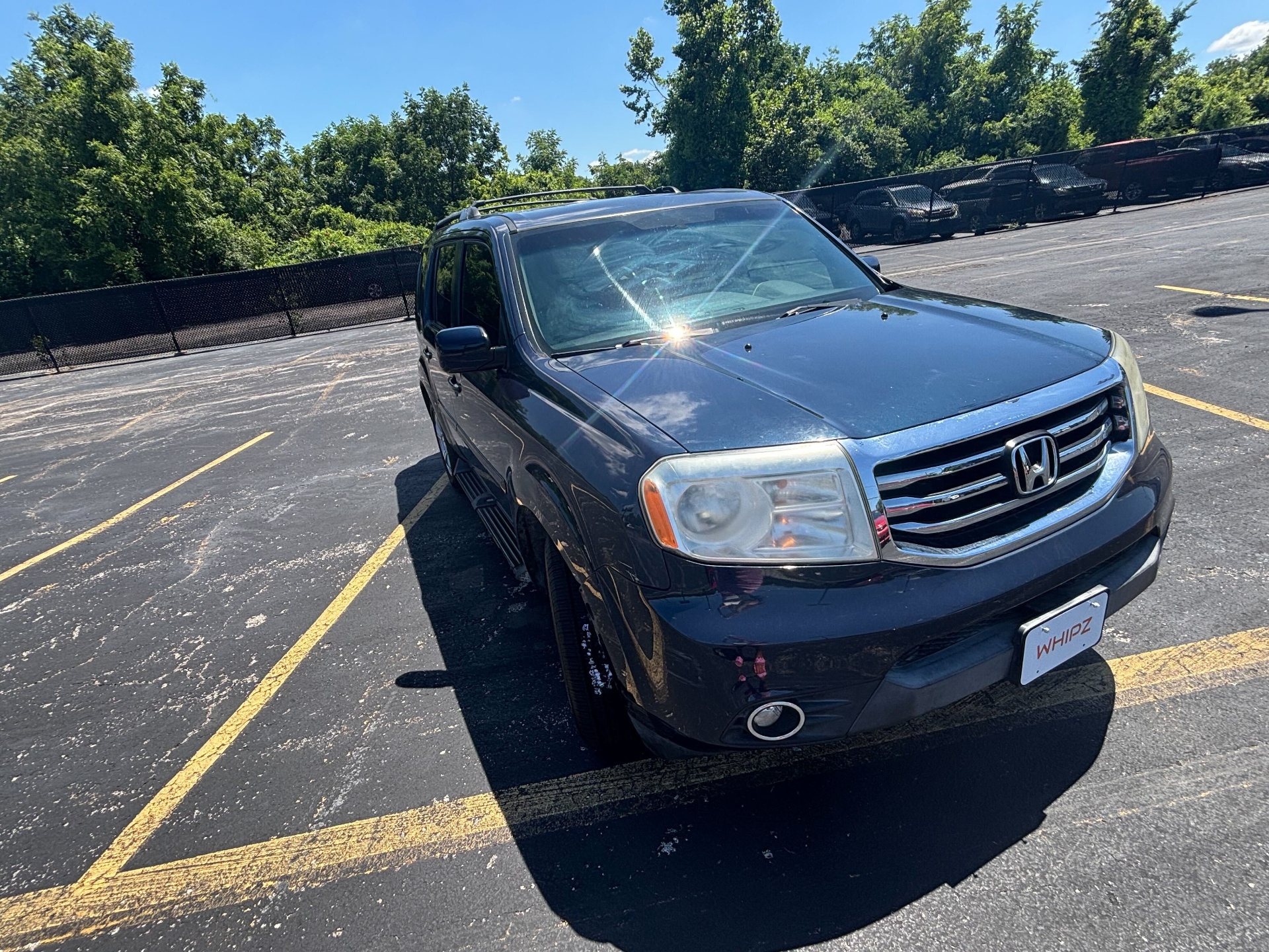 https://whipz-site-01.s3.us-east-2.amazonaws.com/vehicle_inventory/1/R000250/images/780fc6ef-77a8-4dfc-a2b8-cc3e3a00712e.jpg