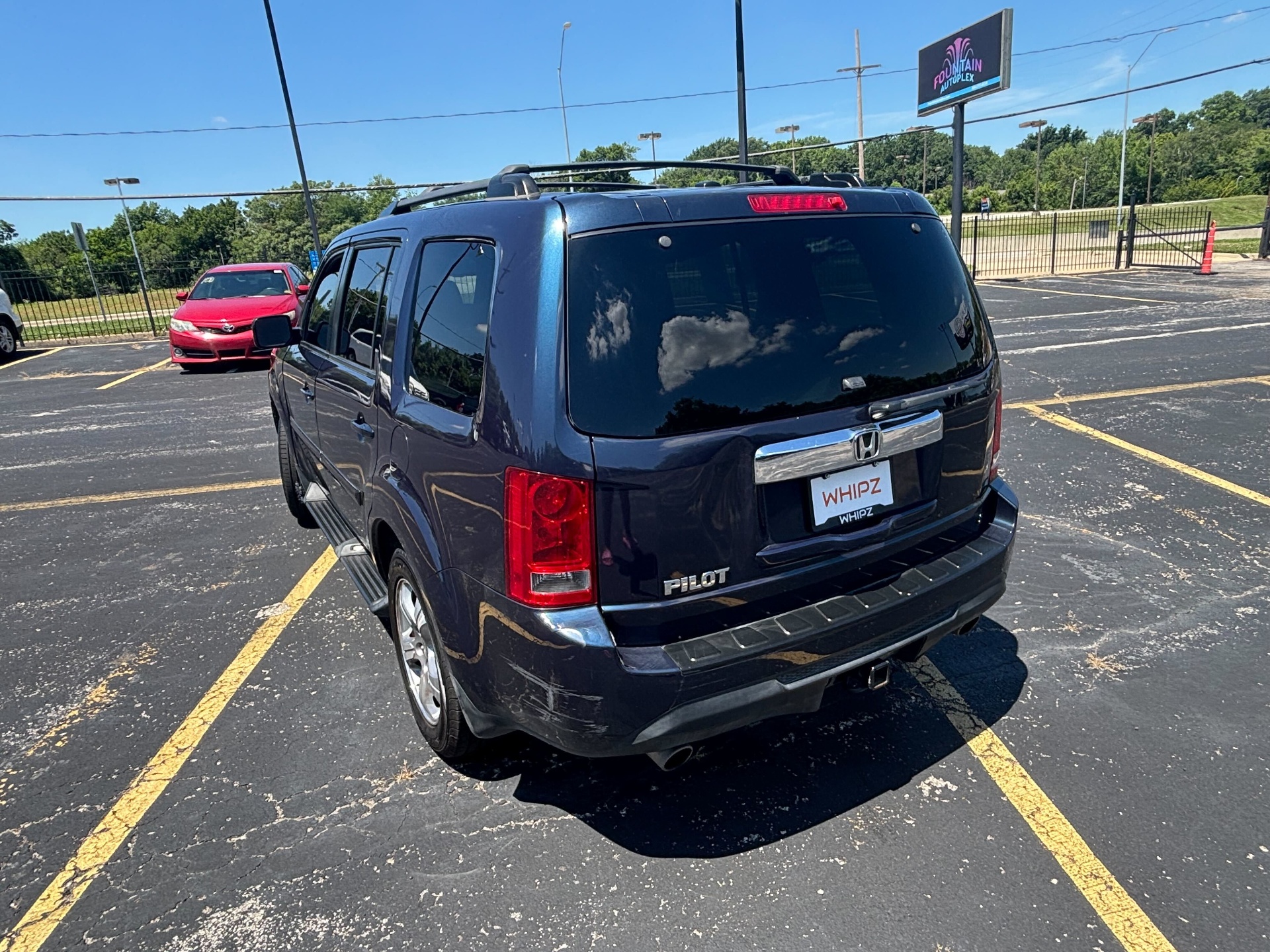 https://whipz-site-01.s3.us-east-2.amazonaws.com/vehicle_inventory/1/R000250/images/79b6eb22-abc2-4caf-b454-aa2954999805.jpg