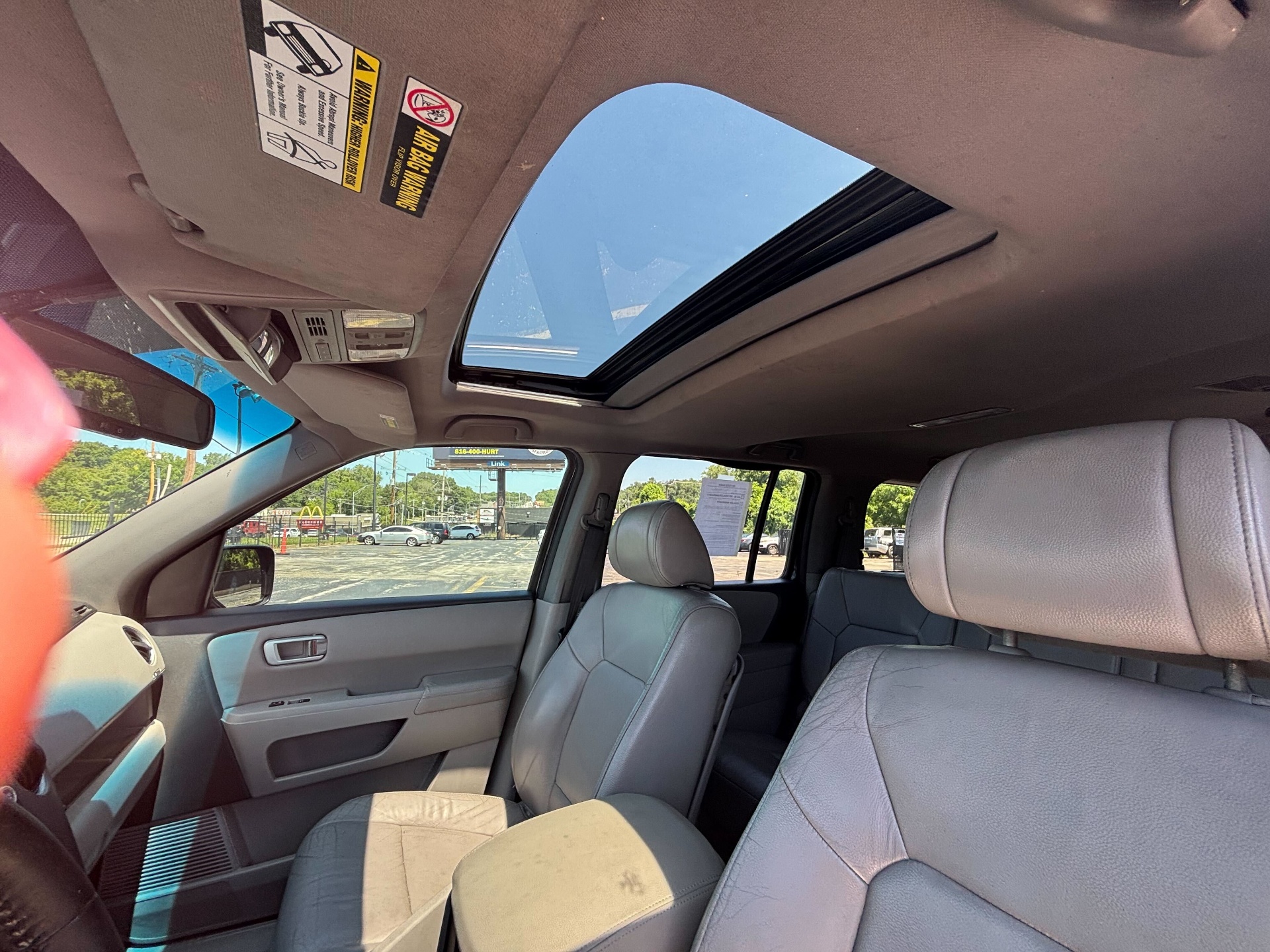 https://whipz-site-01.s3.us-east-2.amazonaws.com/vehicle_inventory/1/R000250/images/bafe43ab-792e-4897-a85a-4796c4db9f60.jpg