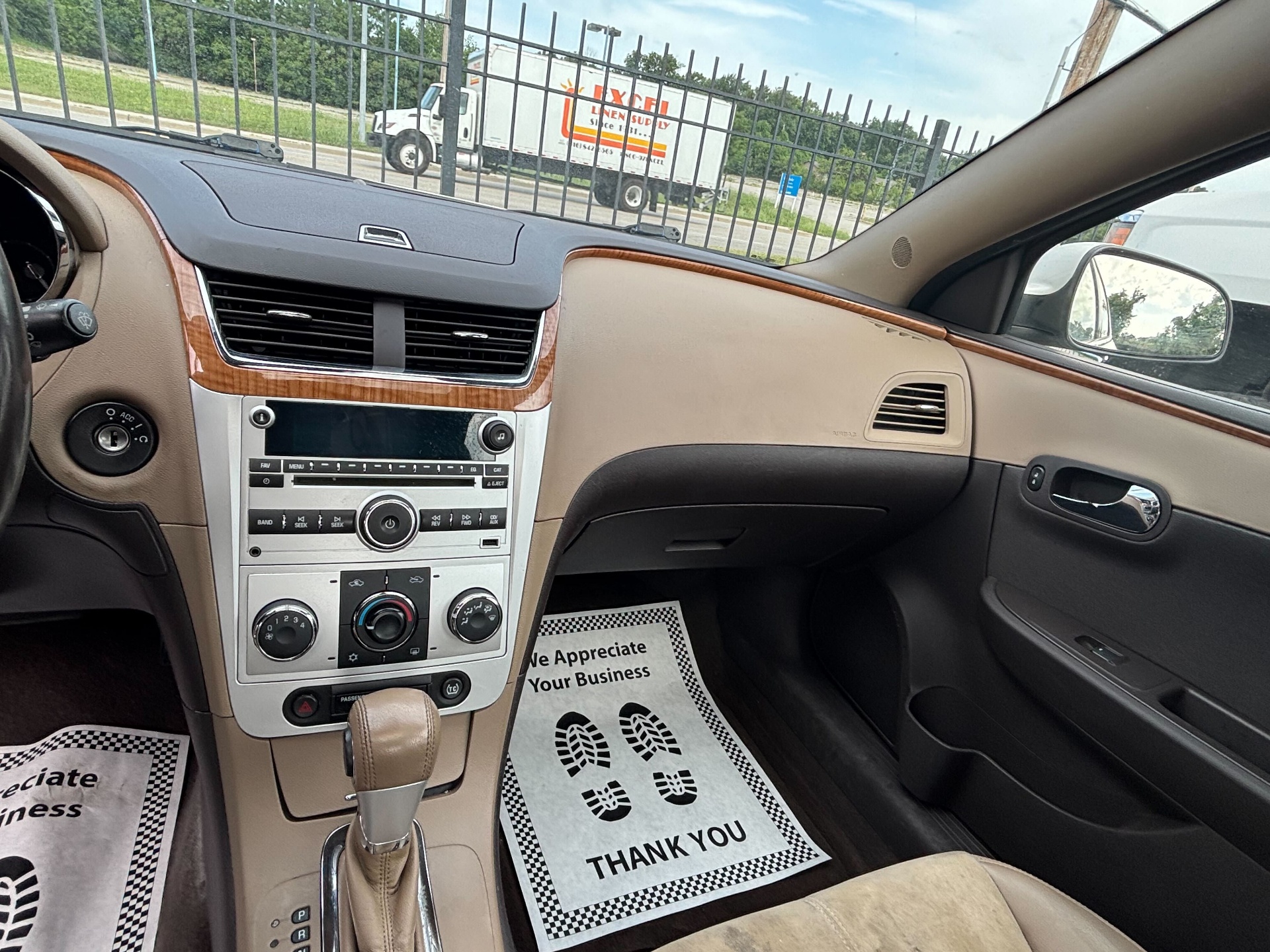 https://whipz-site-01.s3.us-east-2.amazonaws.com/vehicle_inventory/1/R000270/images/41cf42b4-ae81-46da-91a4-8dd23f262685.jpg