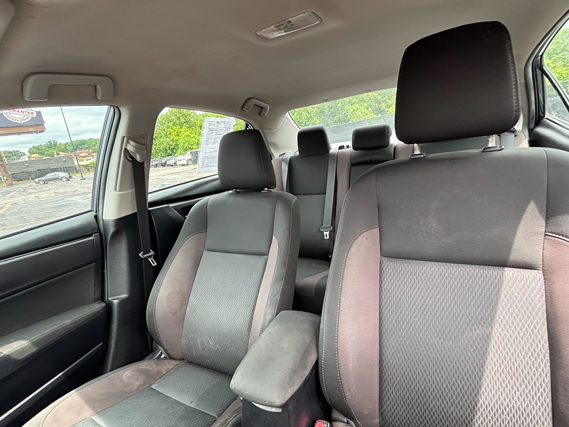 https://whipz-site-01.s3.us-east-2.amazonaws.com/vehicle_inventory/1/R000278/images/1bc5dbc7-c513-4128-8bc5-6537c90c6362.jpg